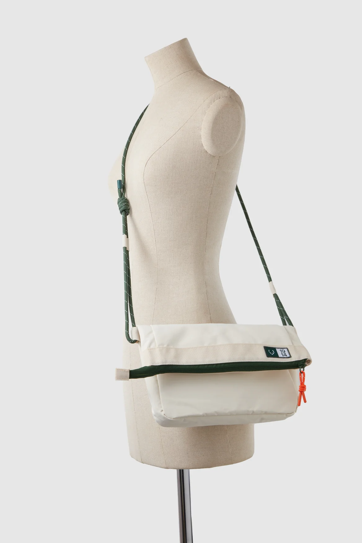 Essential Crossbody Bag - Image 5