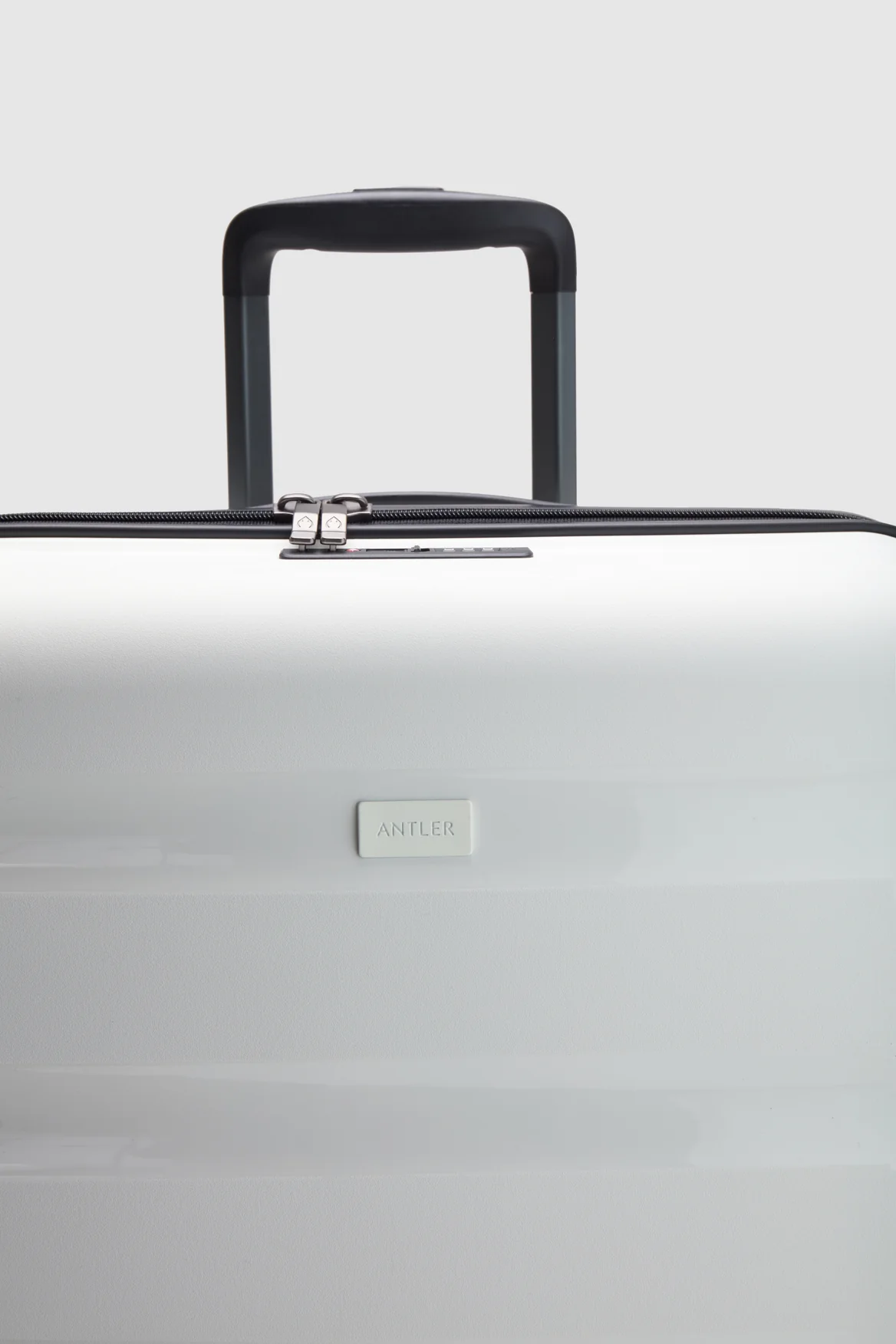 Gloss Stripe 68cm Suitcase - Image 8