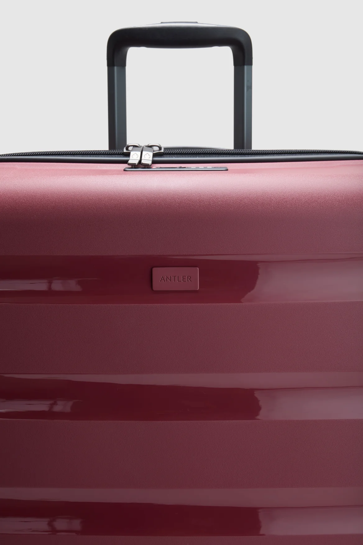Gloss Stripe 78cm Suitcase - Image 8
