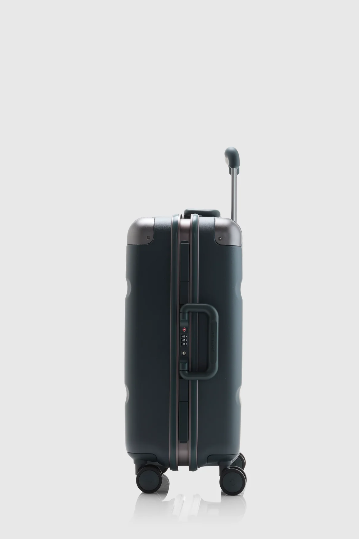 Heritage Stripe 55cm Suitcase - Image 2