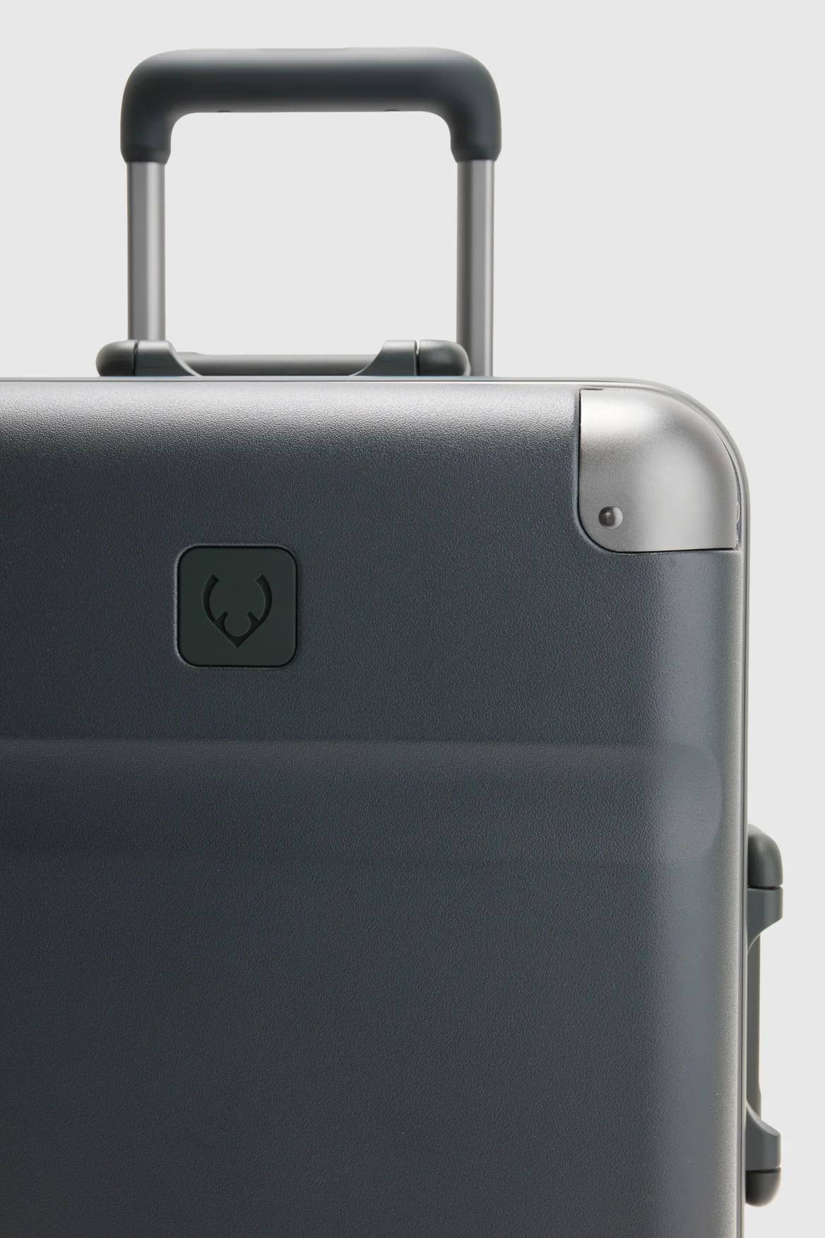 Heritage Stripe 55cm Suitcase - Image 8