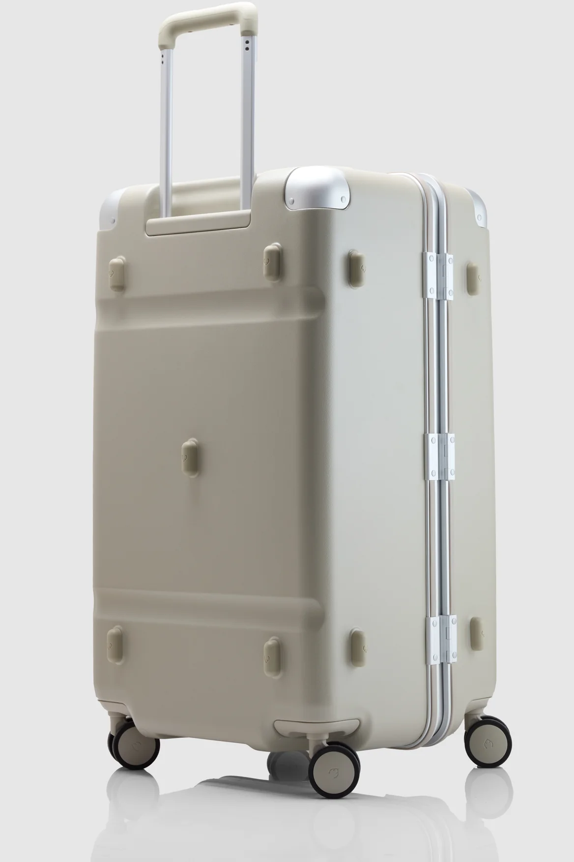 Heritage Stripe Trunk Suitcase - Image 3