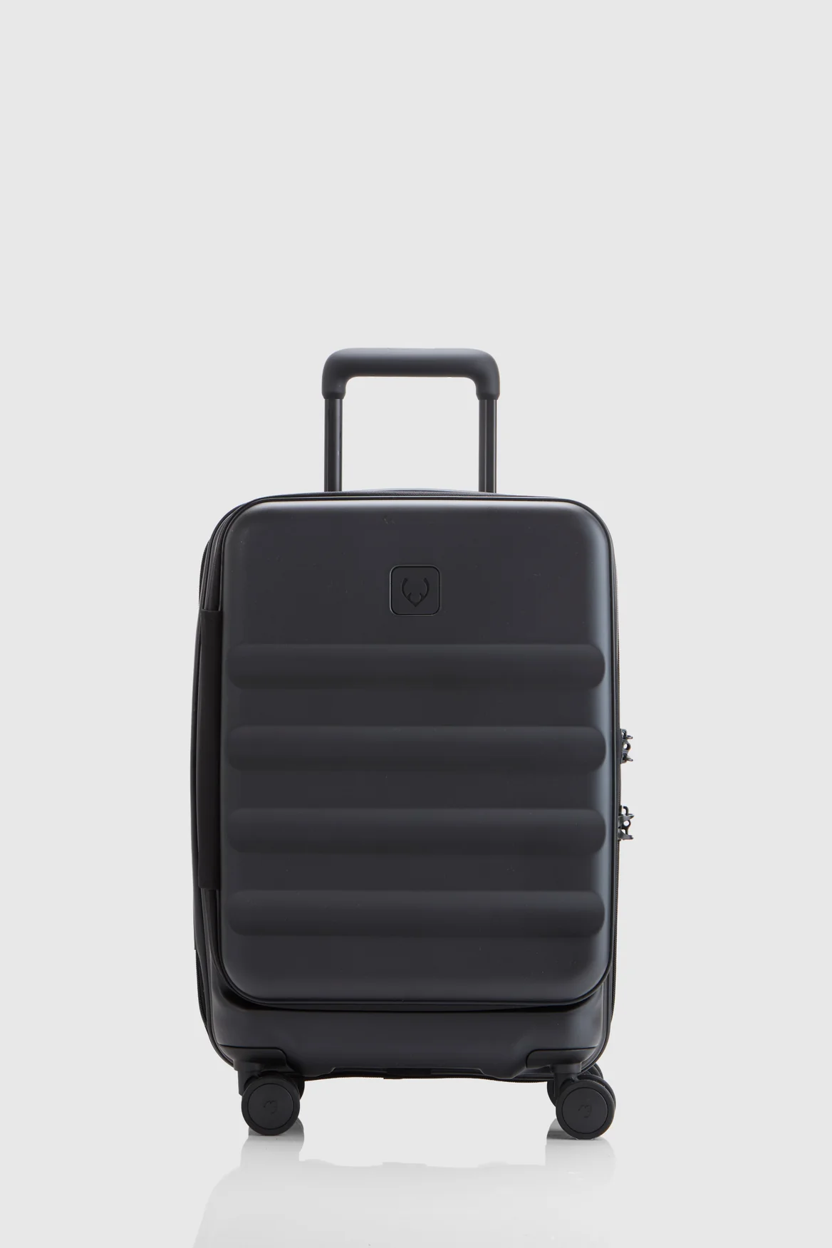 Icon Stripe Dual 55cm Suitcase - Image 4