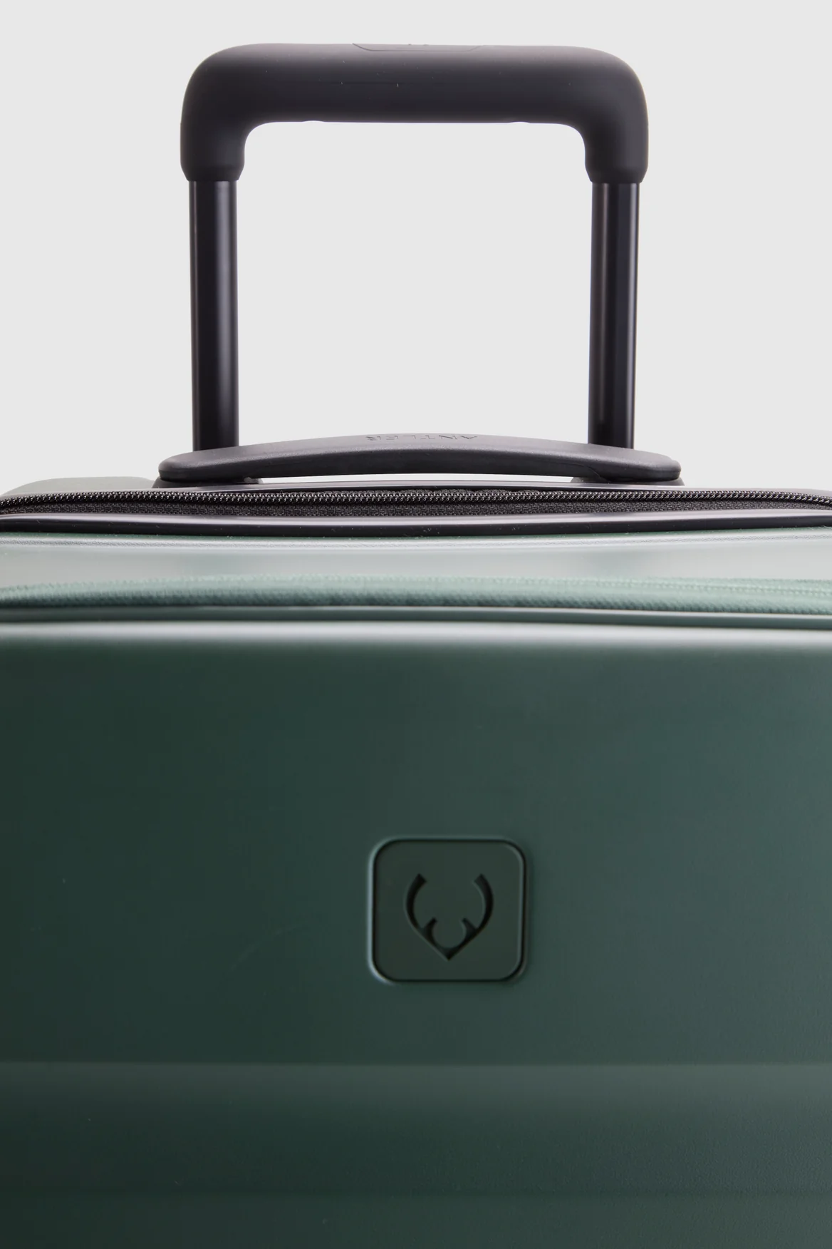 Icon Stripe Dual 55cm Suitcase - Image 9