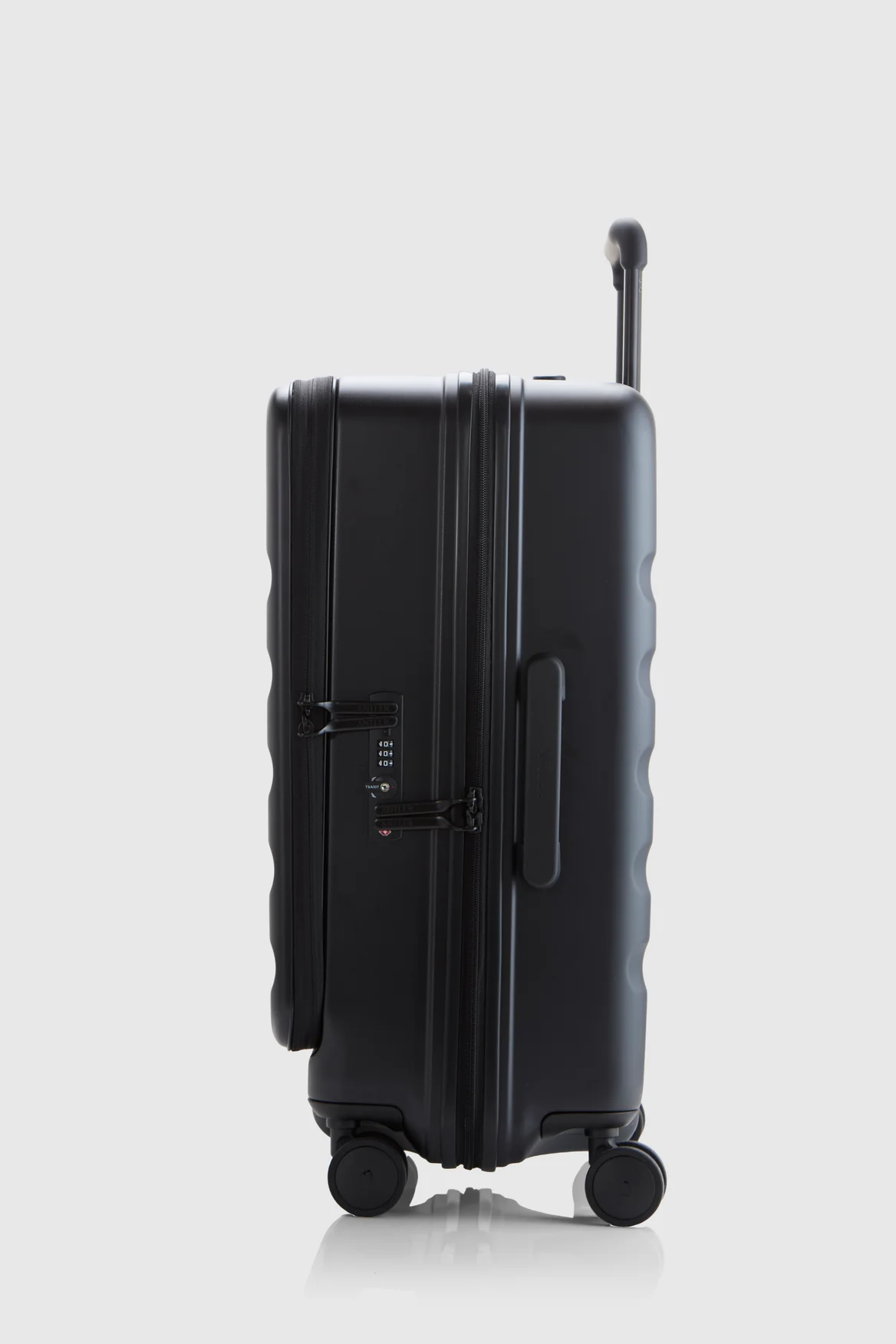 Icon Stripe Dual 66cm Suitcase - Image 2