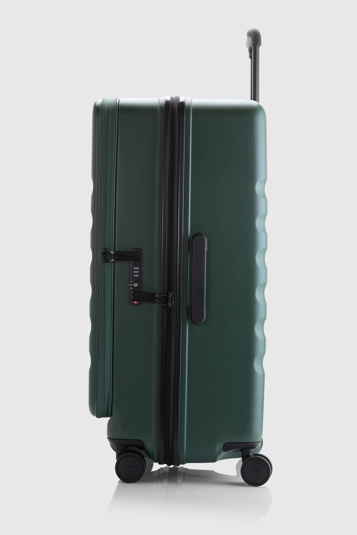 Icon Stripe Dual 78cm Suitcase - Image 2