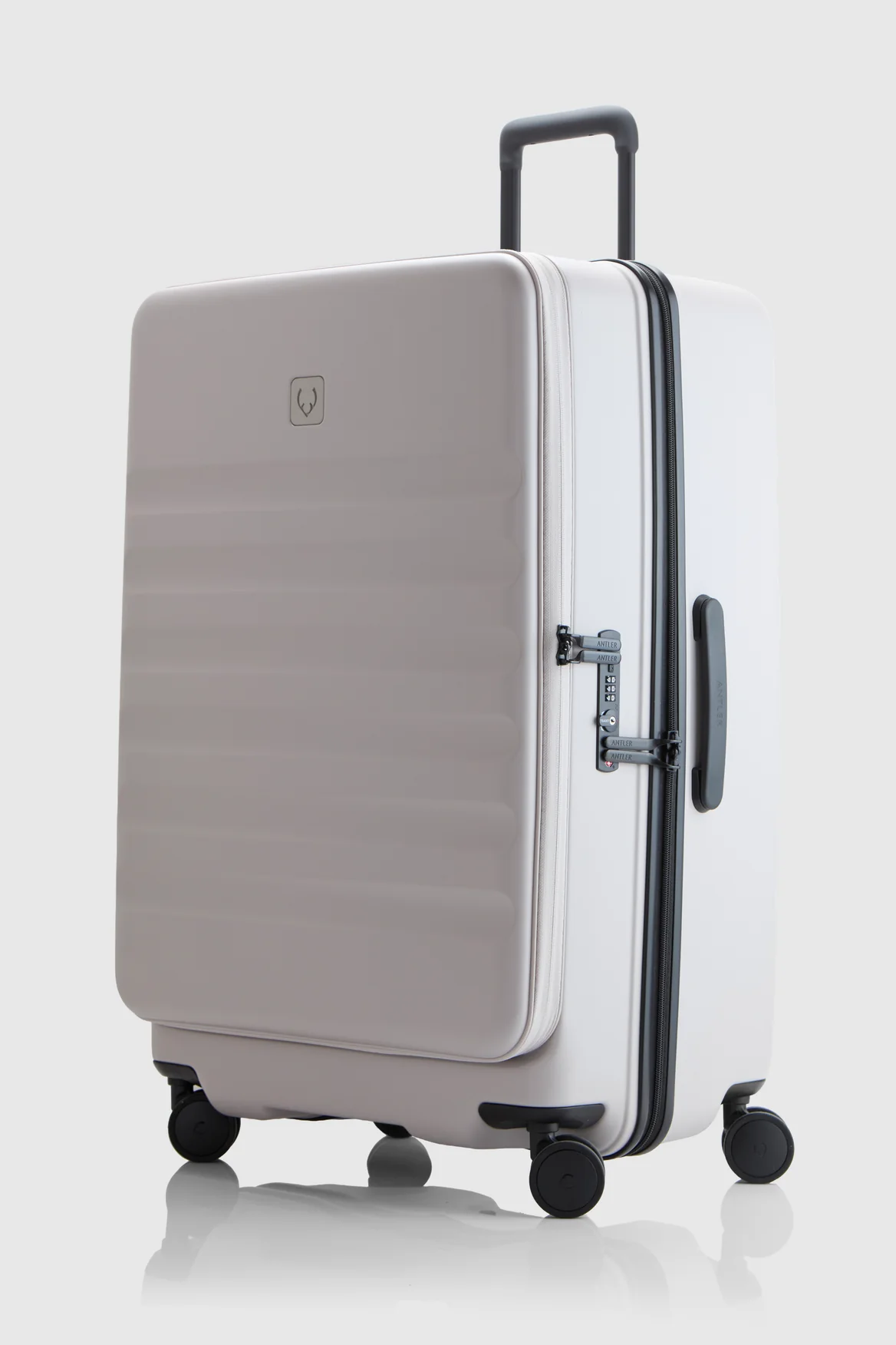 Icon Stripe Dual 78cm Suitcase
