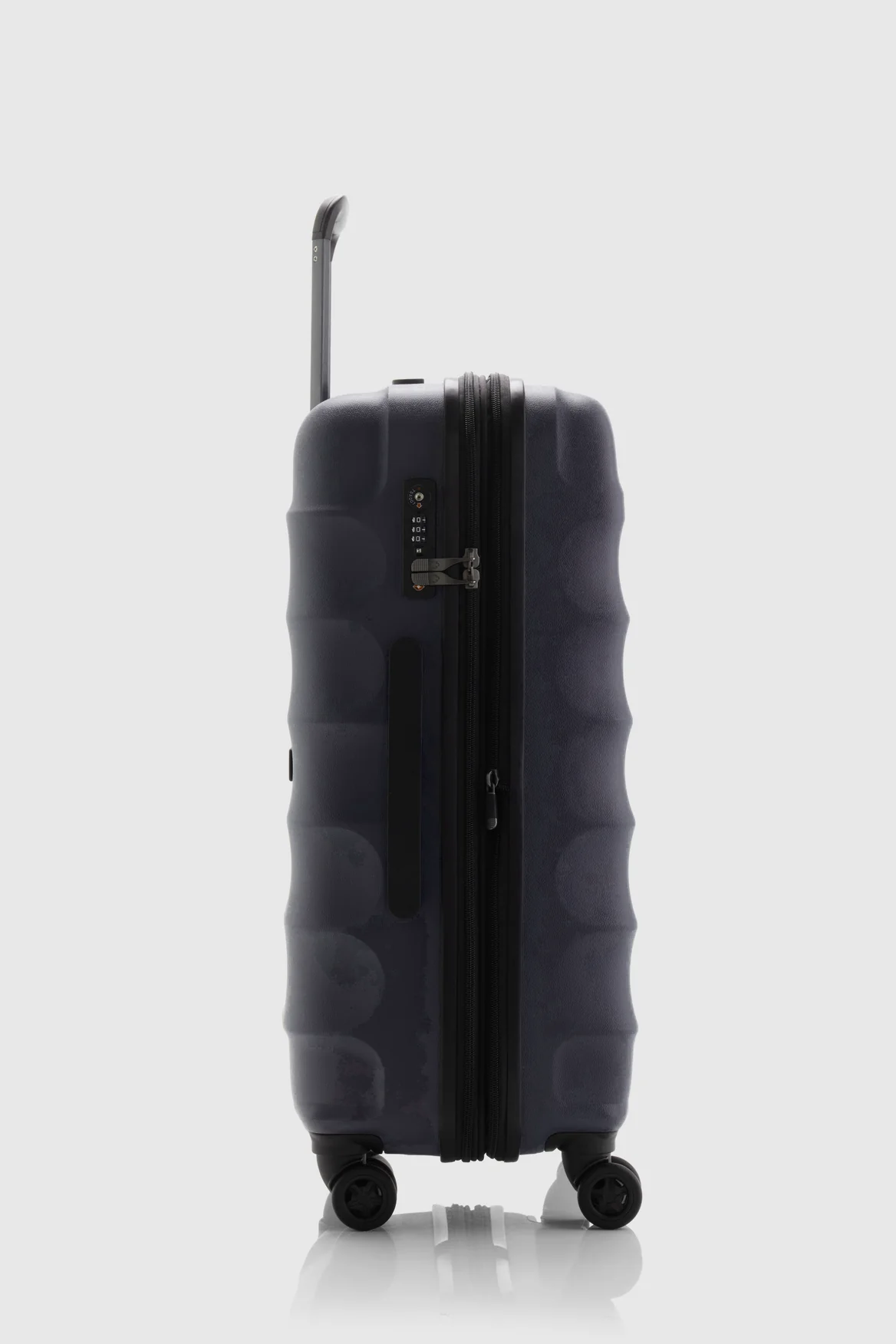 Juno Check-In 68cm Suitcase - Image 2