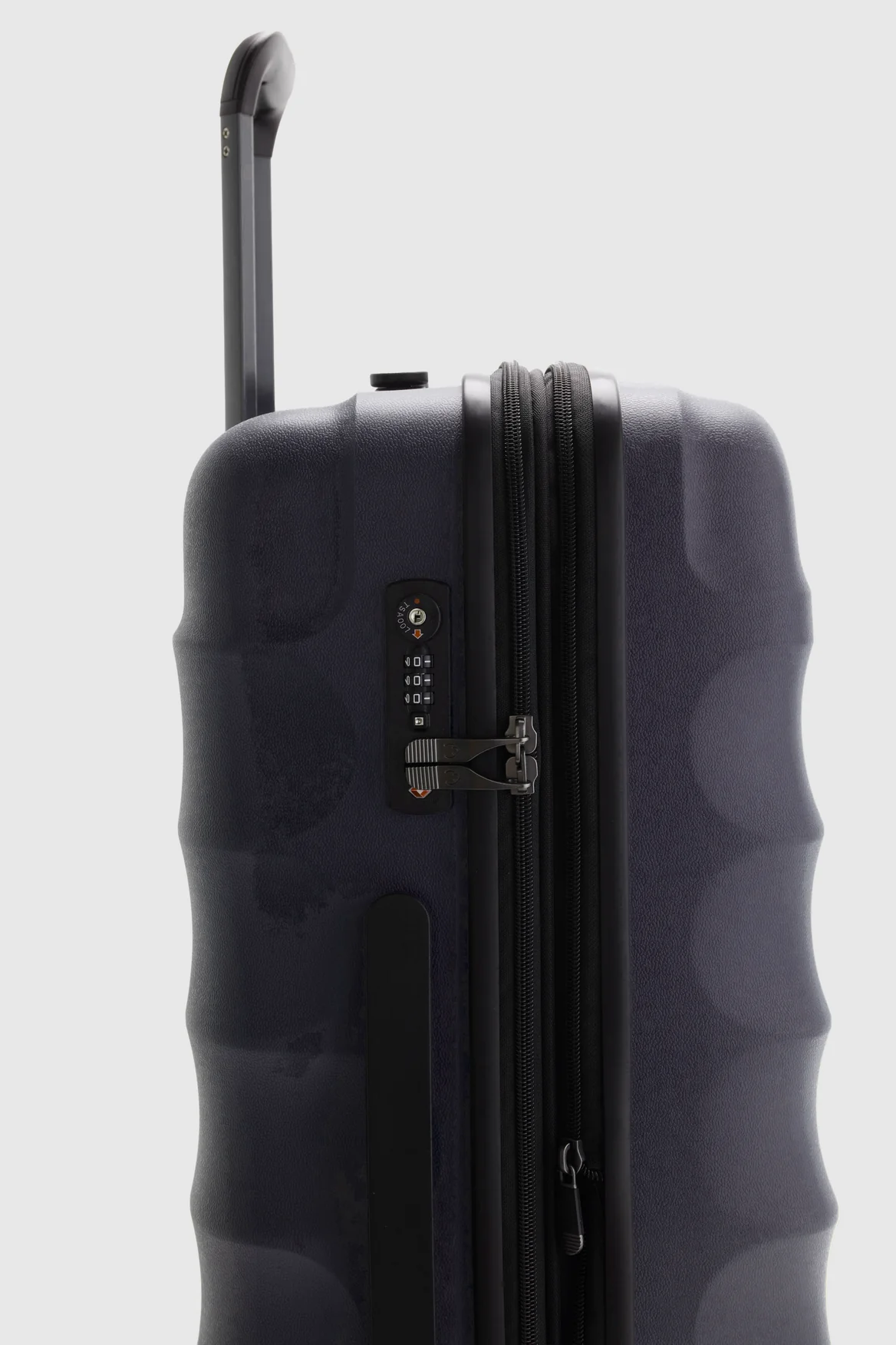 Juno Check-In 68cm Suitcase - Image 7