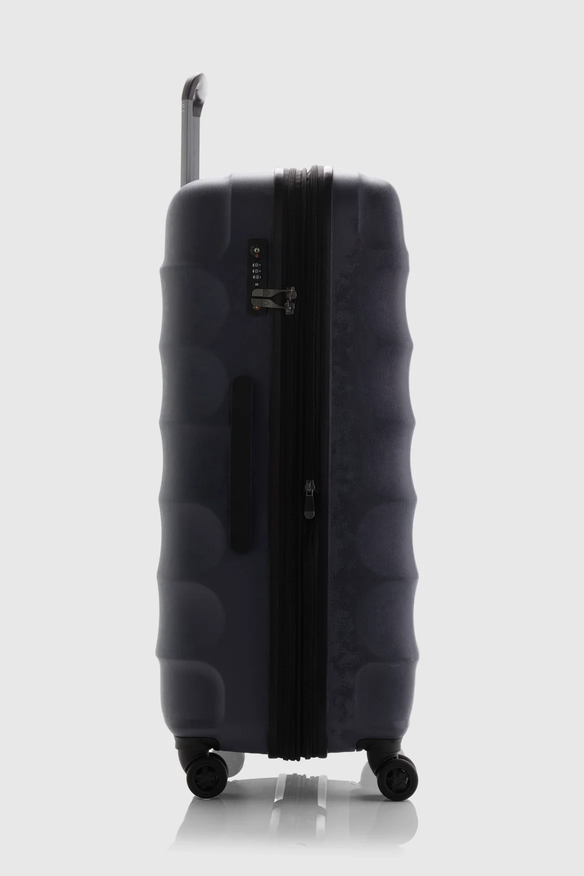 Juno Check-In 79cm Suitcase - Image 2