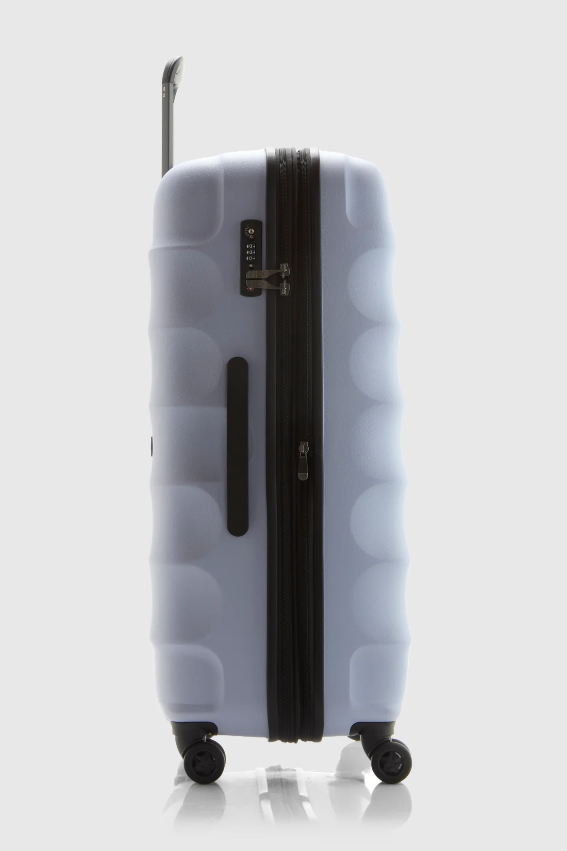 Juno Check-In 79cm Suitcase - Image 2