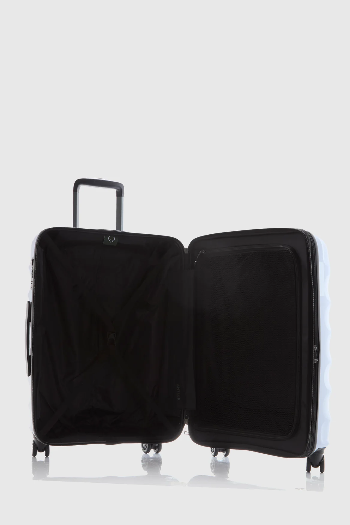 Juno Check-In 79cm Suitcase - Image 3