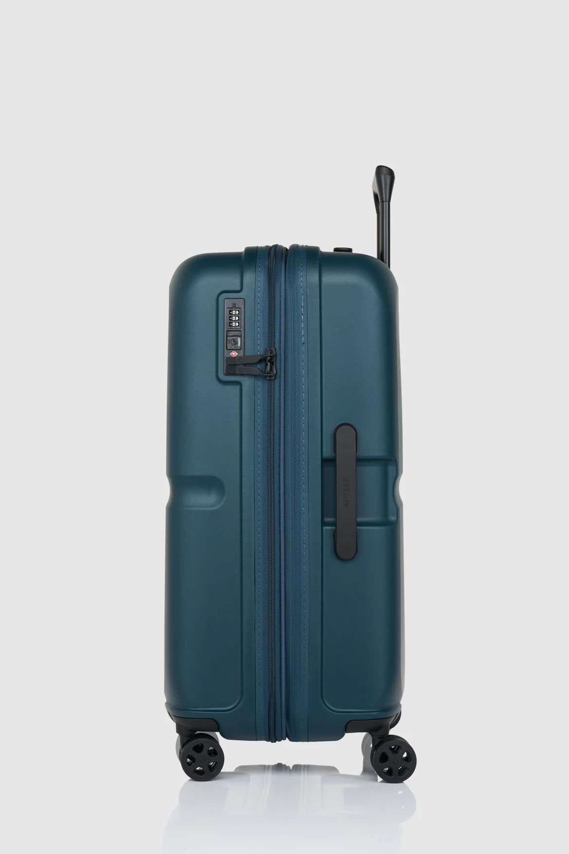 Single Stripe 68cm Suitcase - Image 2