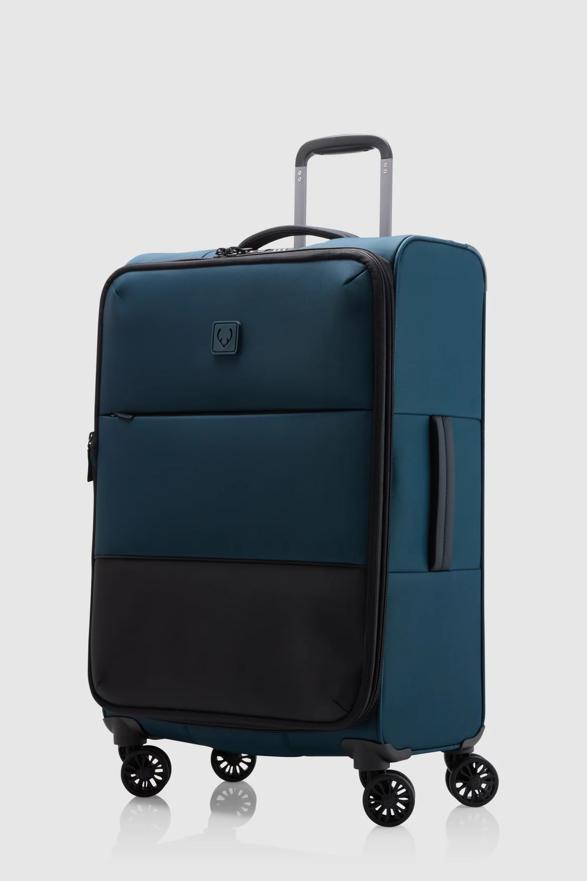Soft Stripe 2.0 69cm Suitcase