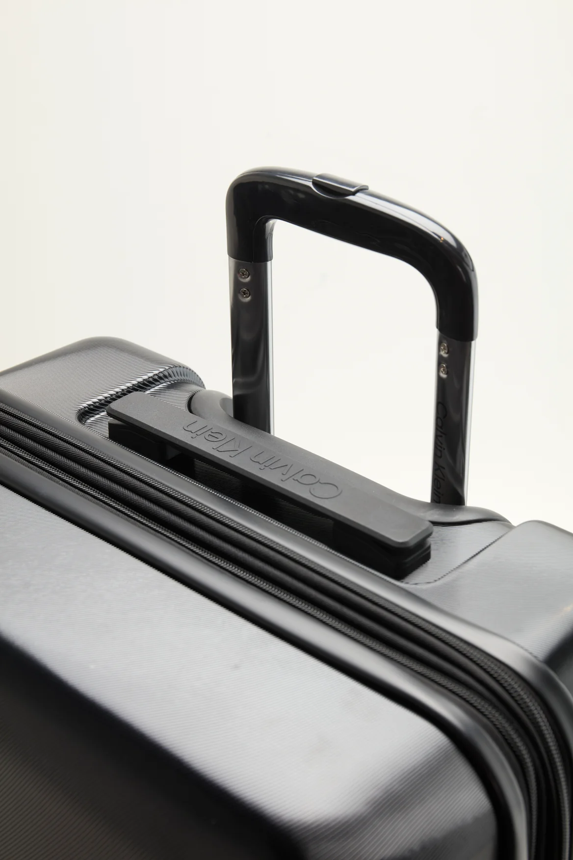 Varsity Prep 68cm Suitcase - Image 9