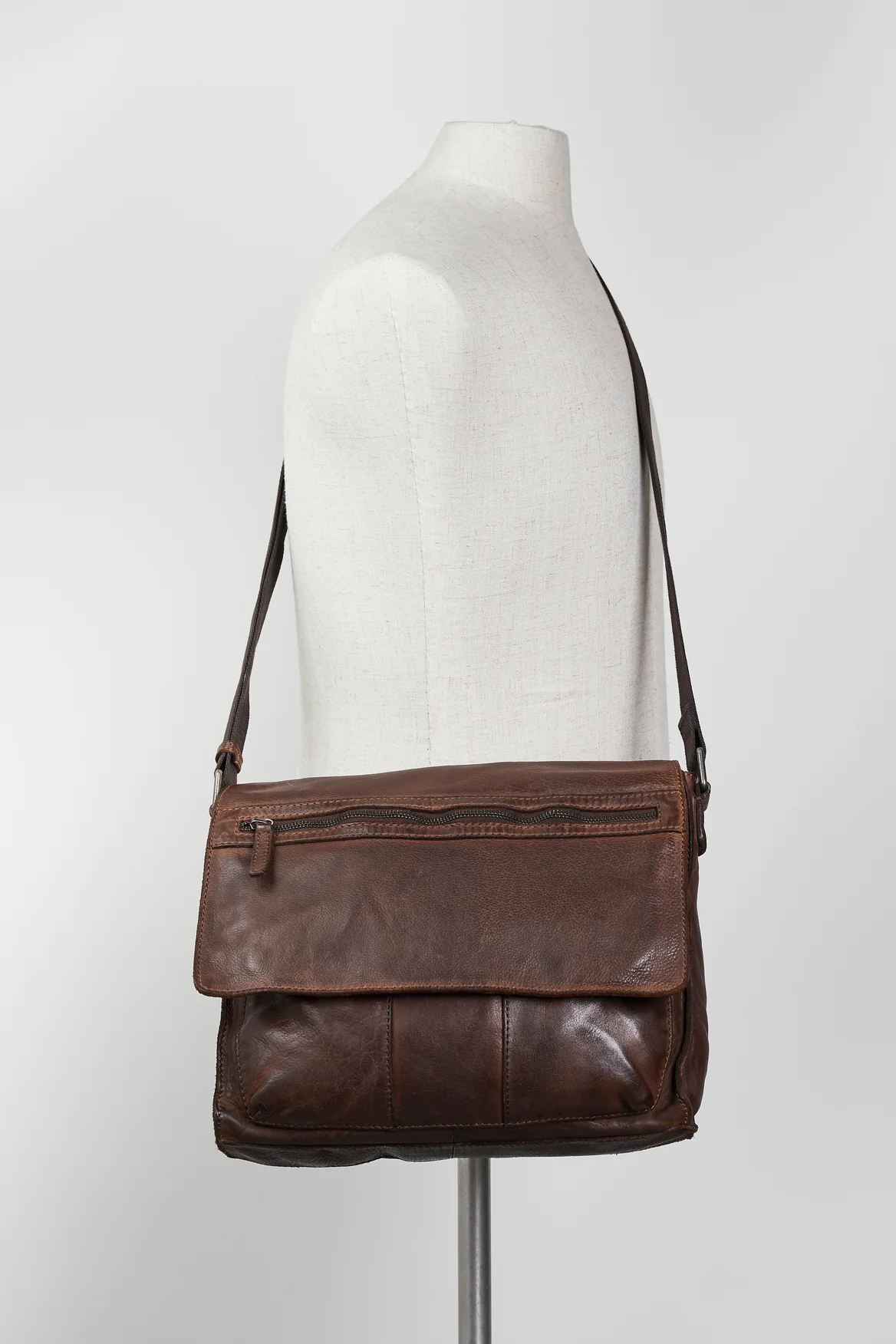 Anthony E/W Satchel - Image 4