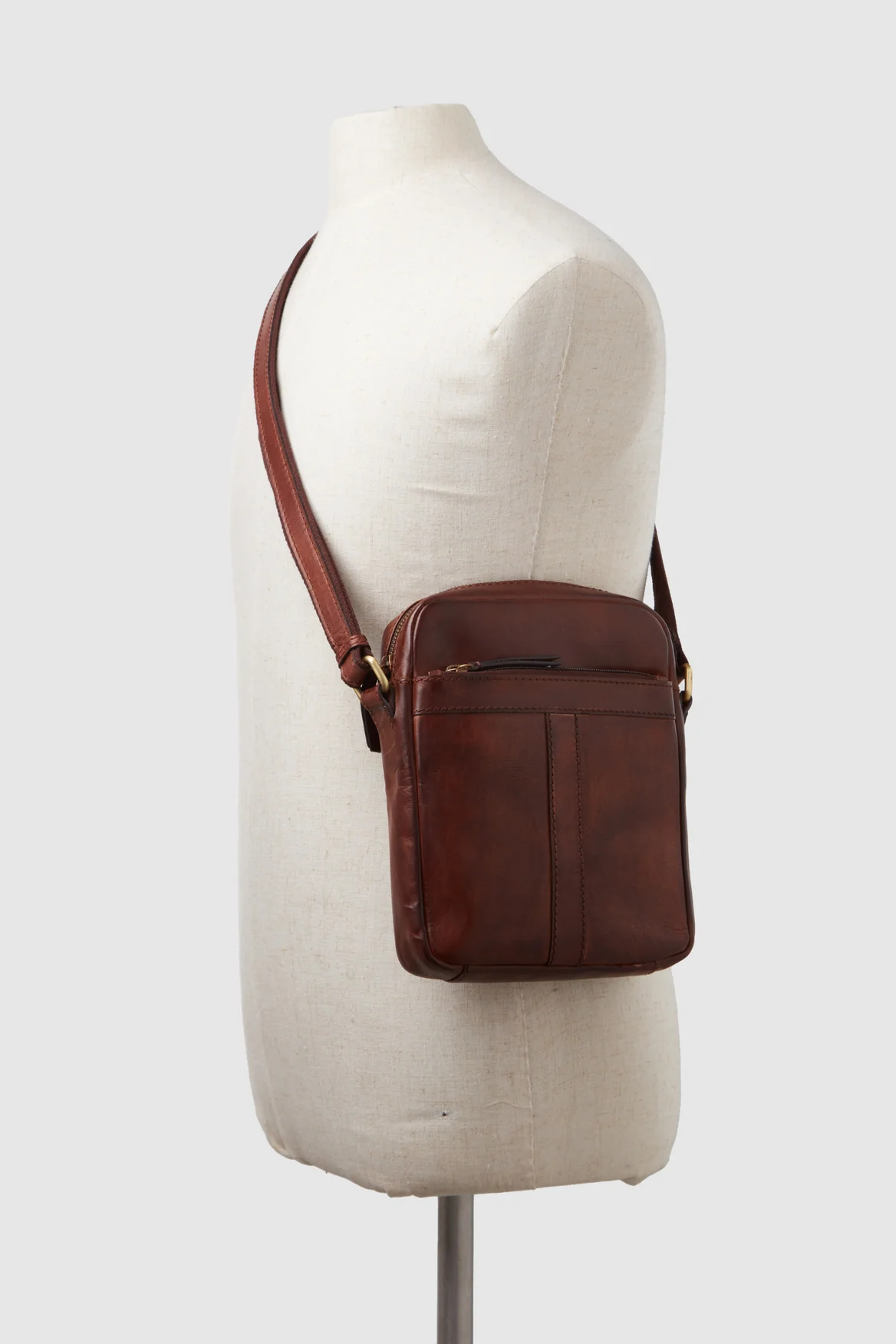 Flynn Medium Satchel - Image 5