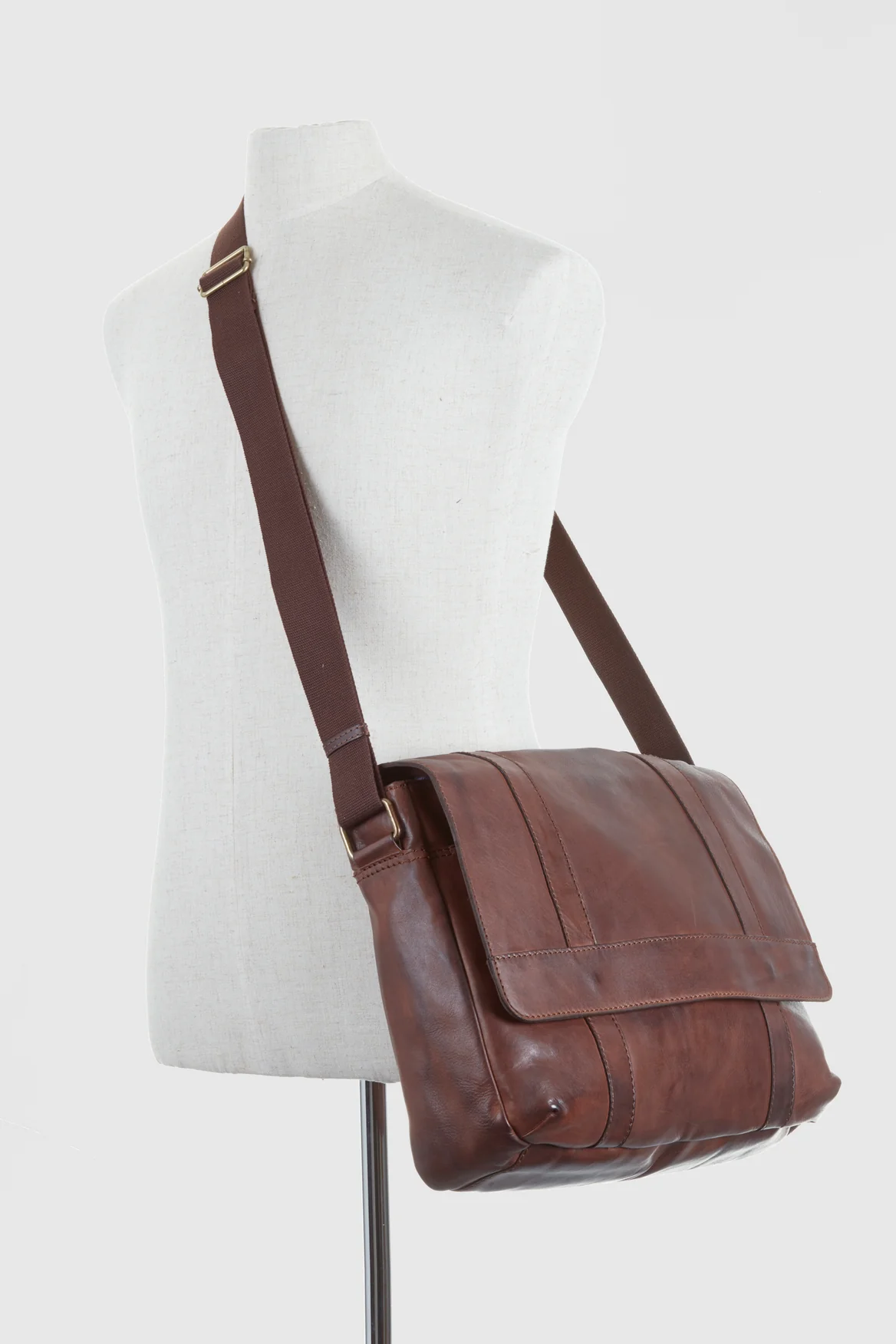 Flynn Satchel - Image 4