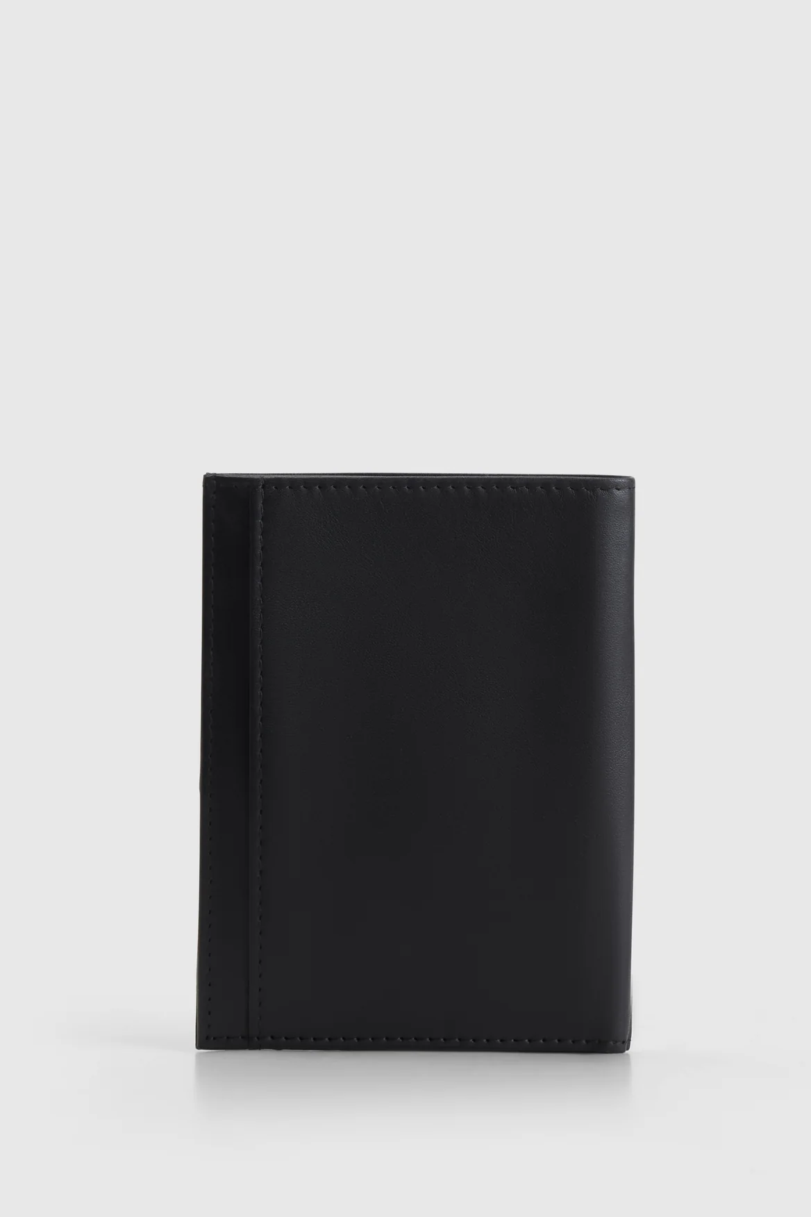 Andy Passport Holder - Image 2