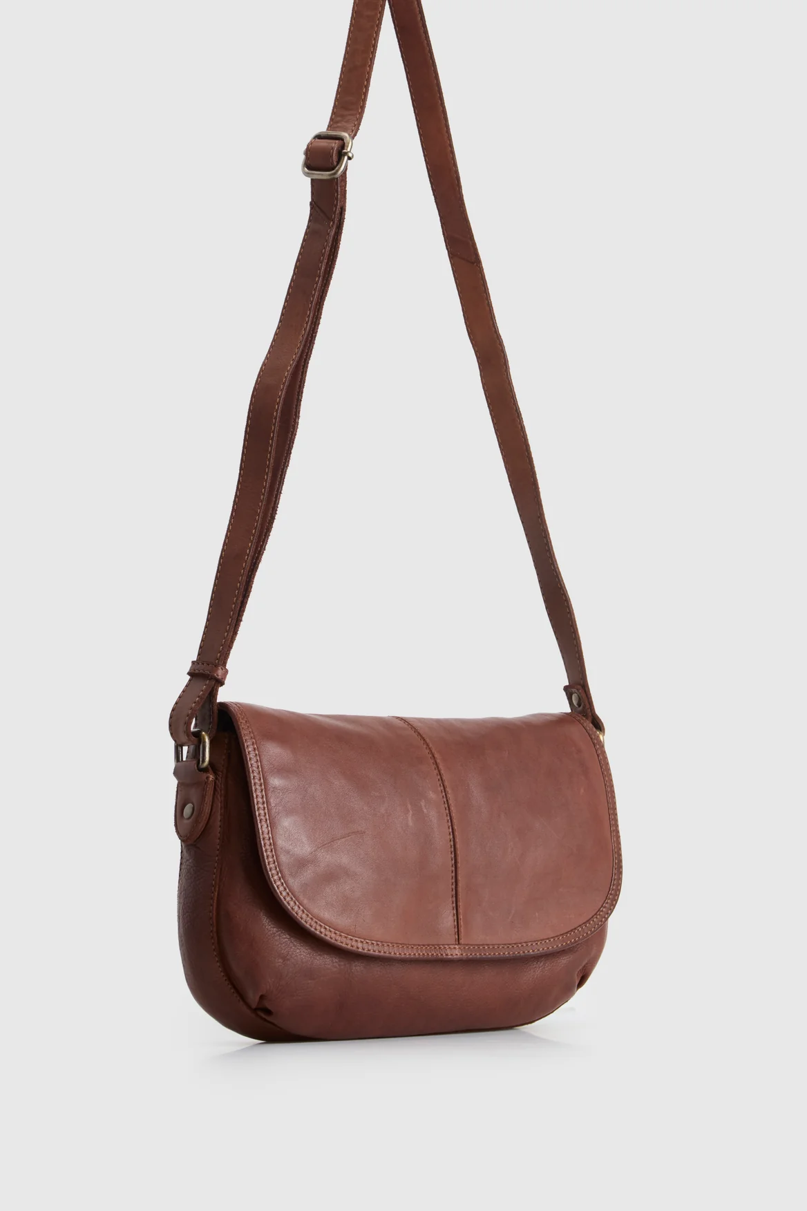 Ari Small Crossbody Bag - Image 2