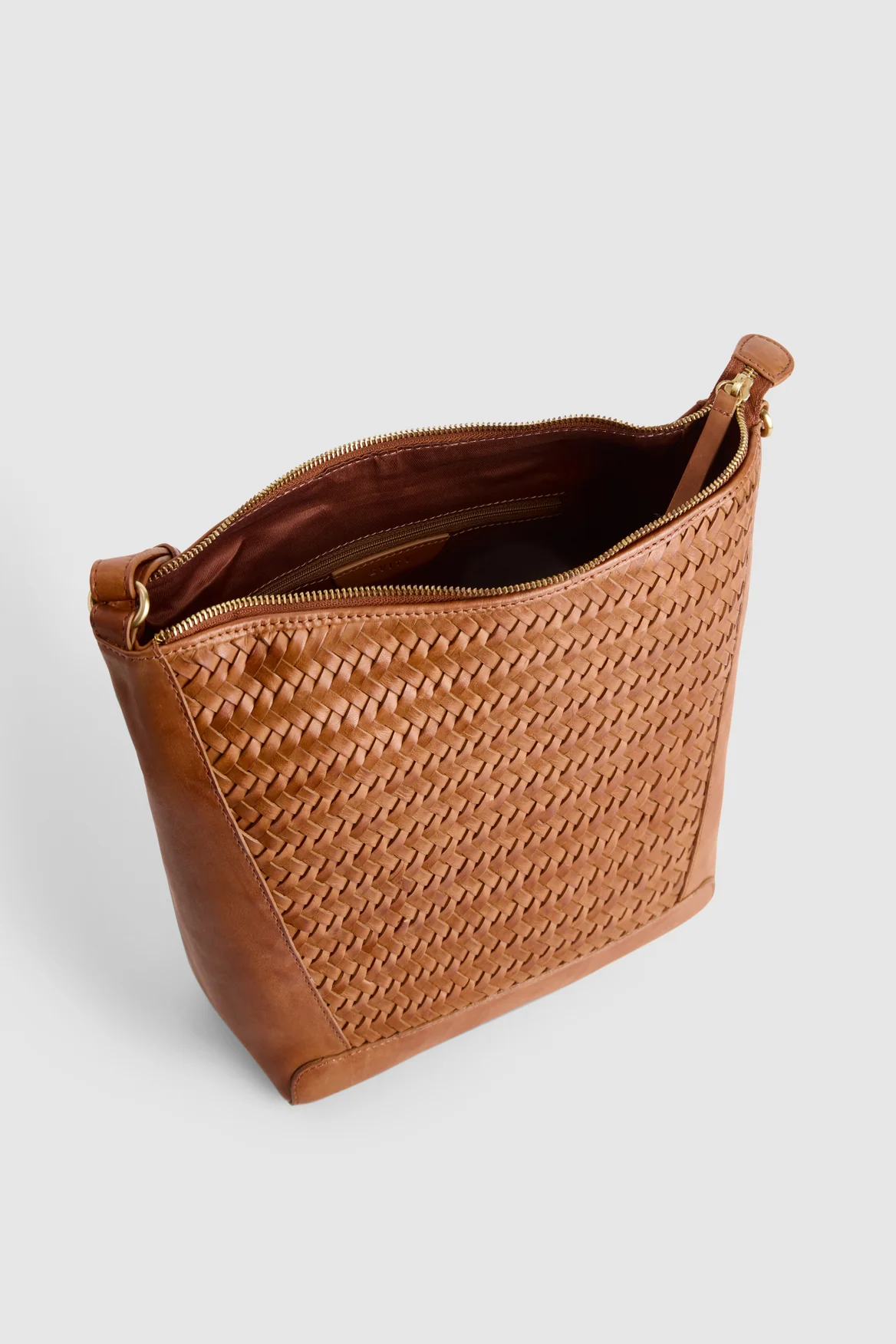 Elise Weave Bucket Bag - Image 5