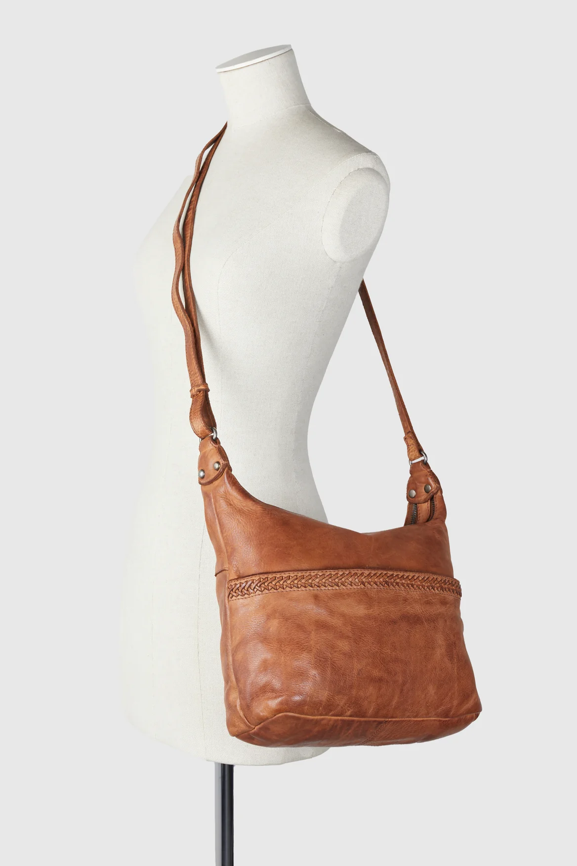 Isla Braided Crossbody Bag - Image 4