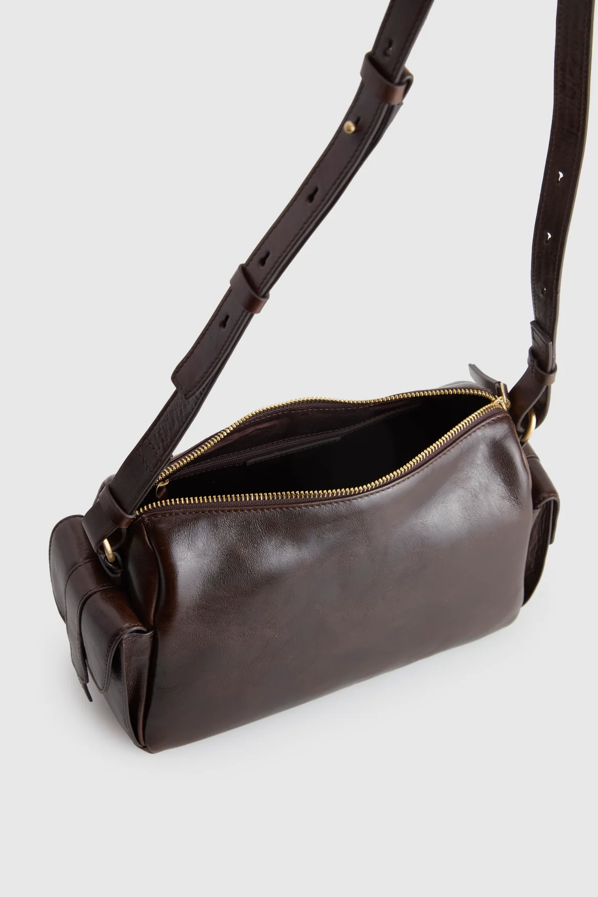 Narda Pocket Crossbody Bag - Image 4