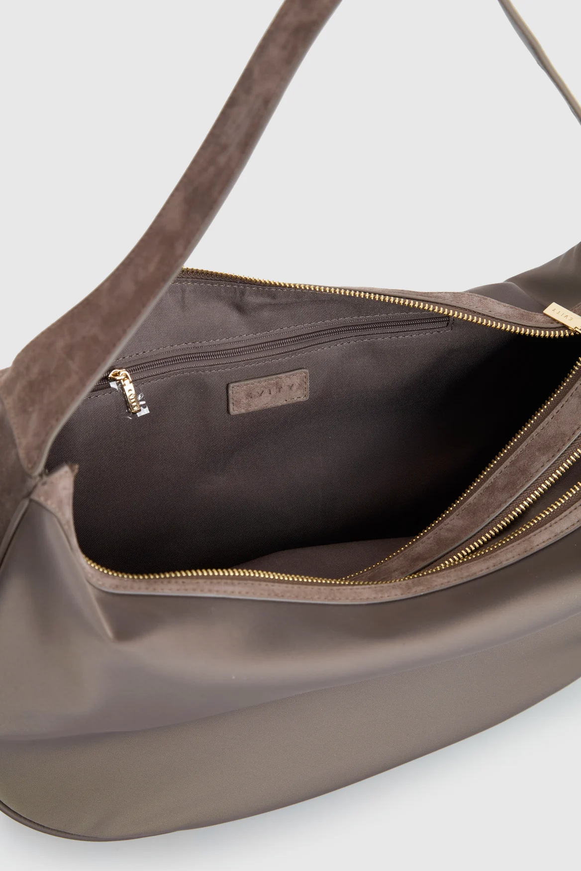 Noemie Medium Shoulder Bag - Image 4