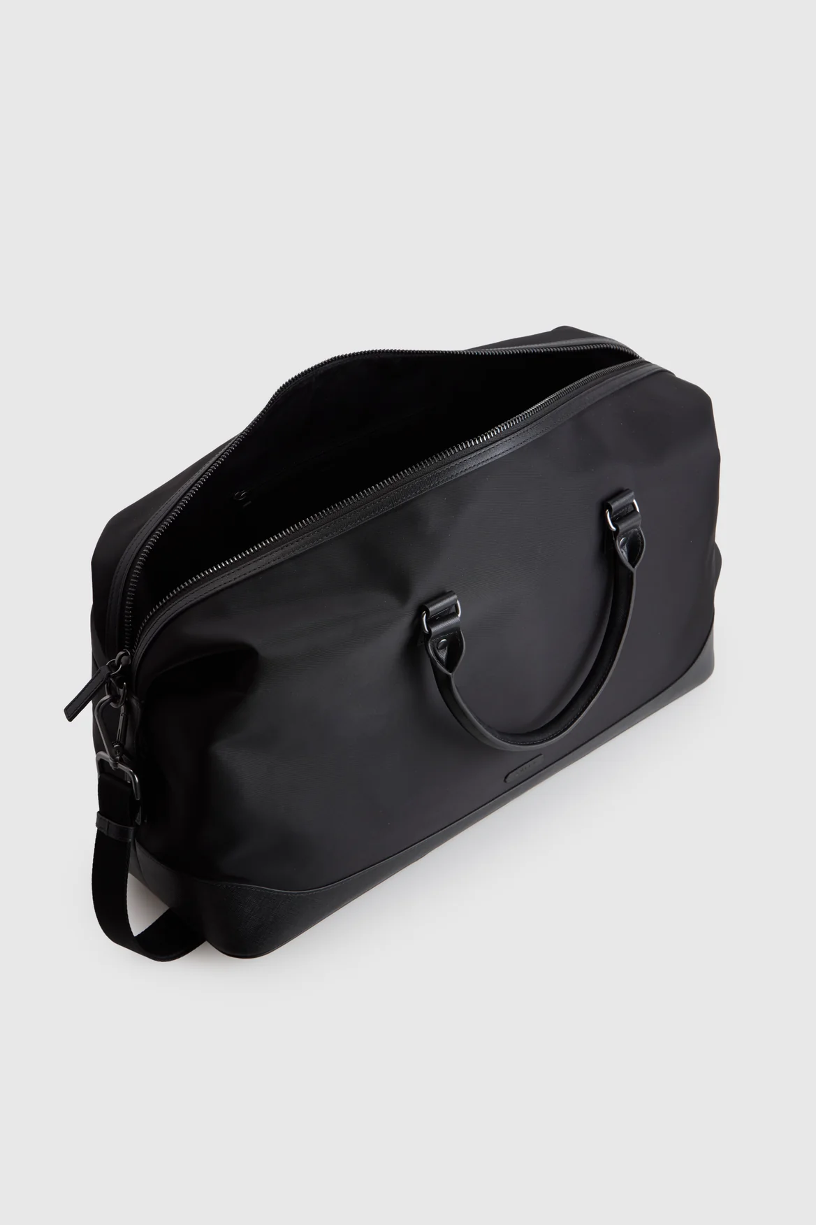 Zane Nylon Weekender - Image 4