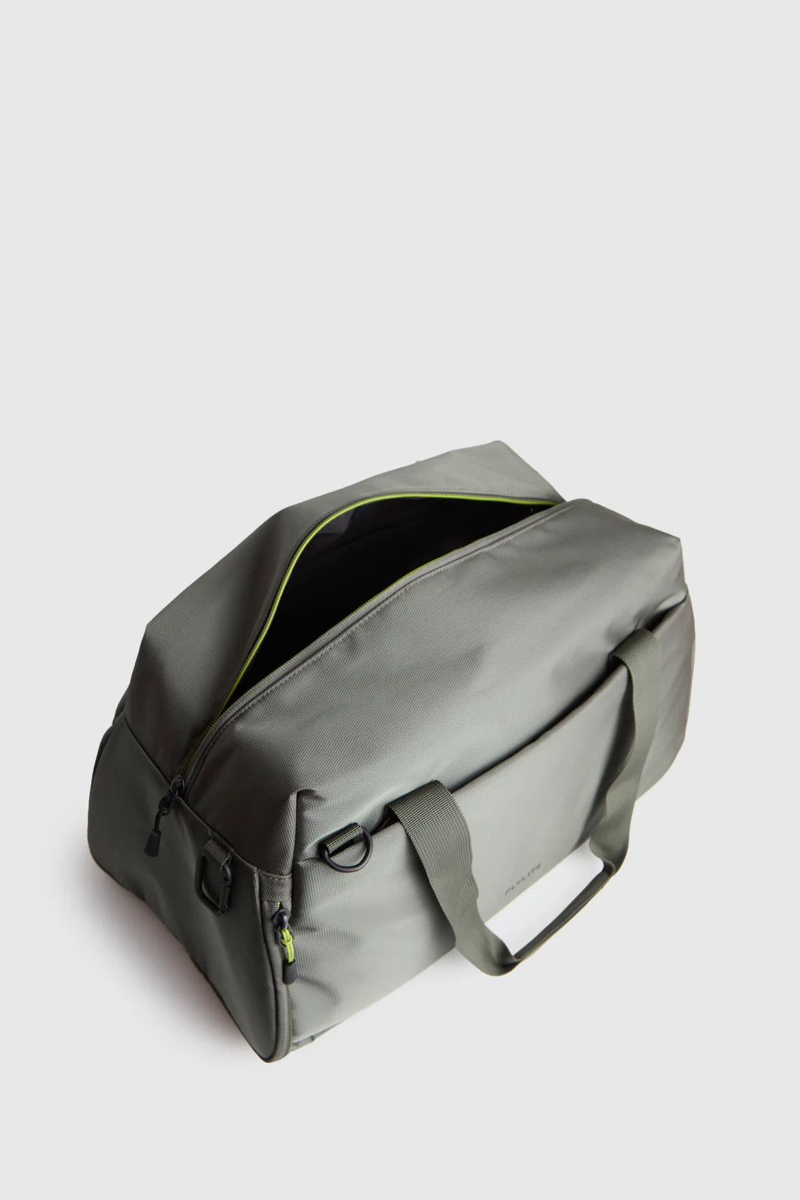 Axis Carry-On Duffle Bag - Image 4