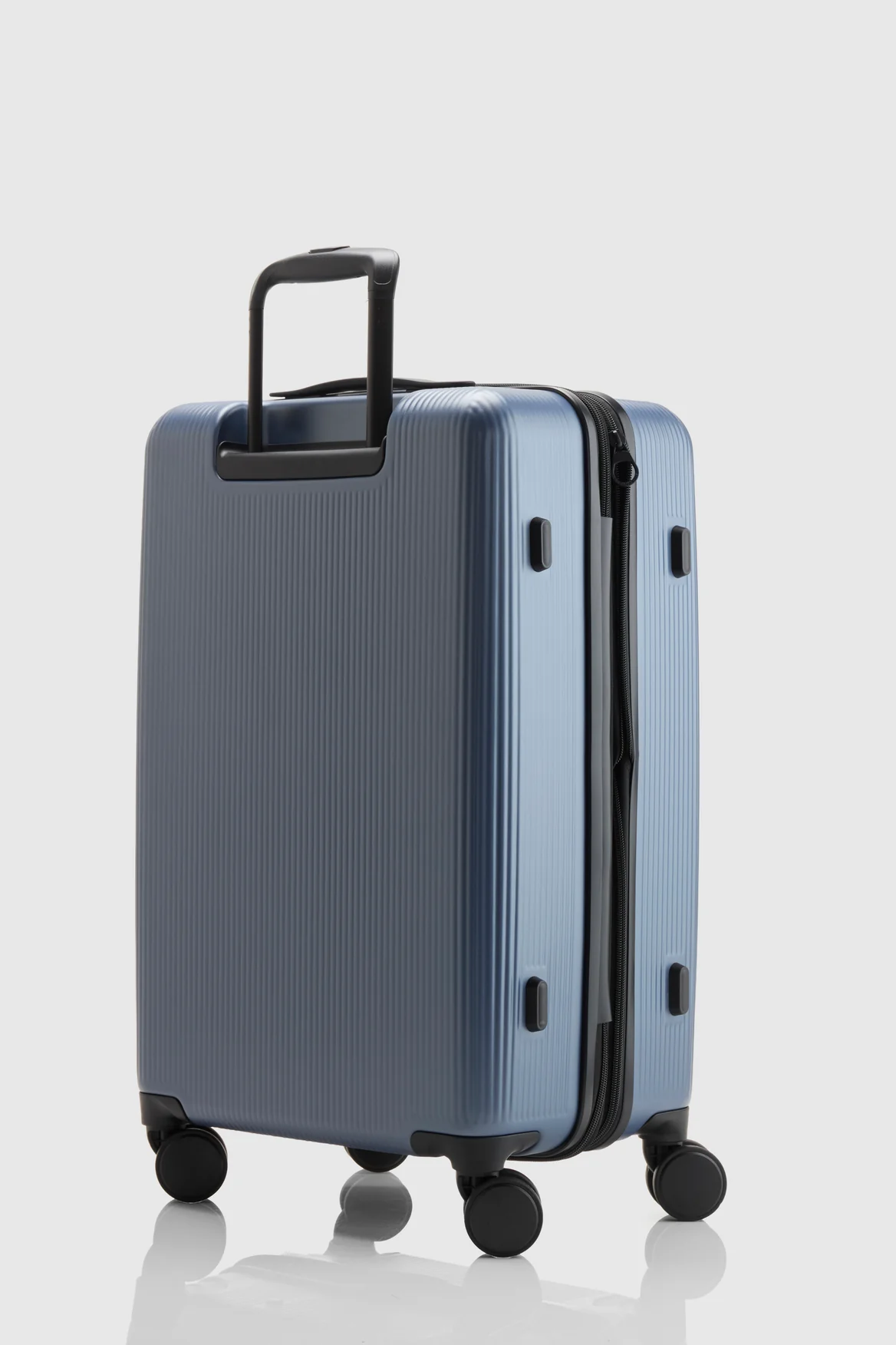 Blackwood Check-In 65cm Suitcase - Image 5