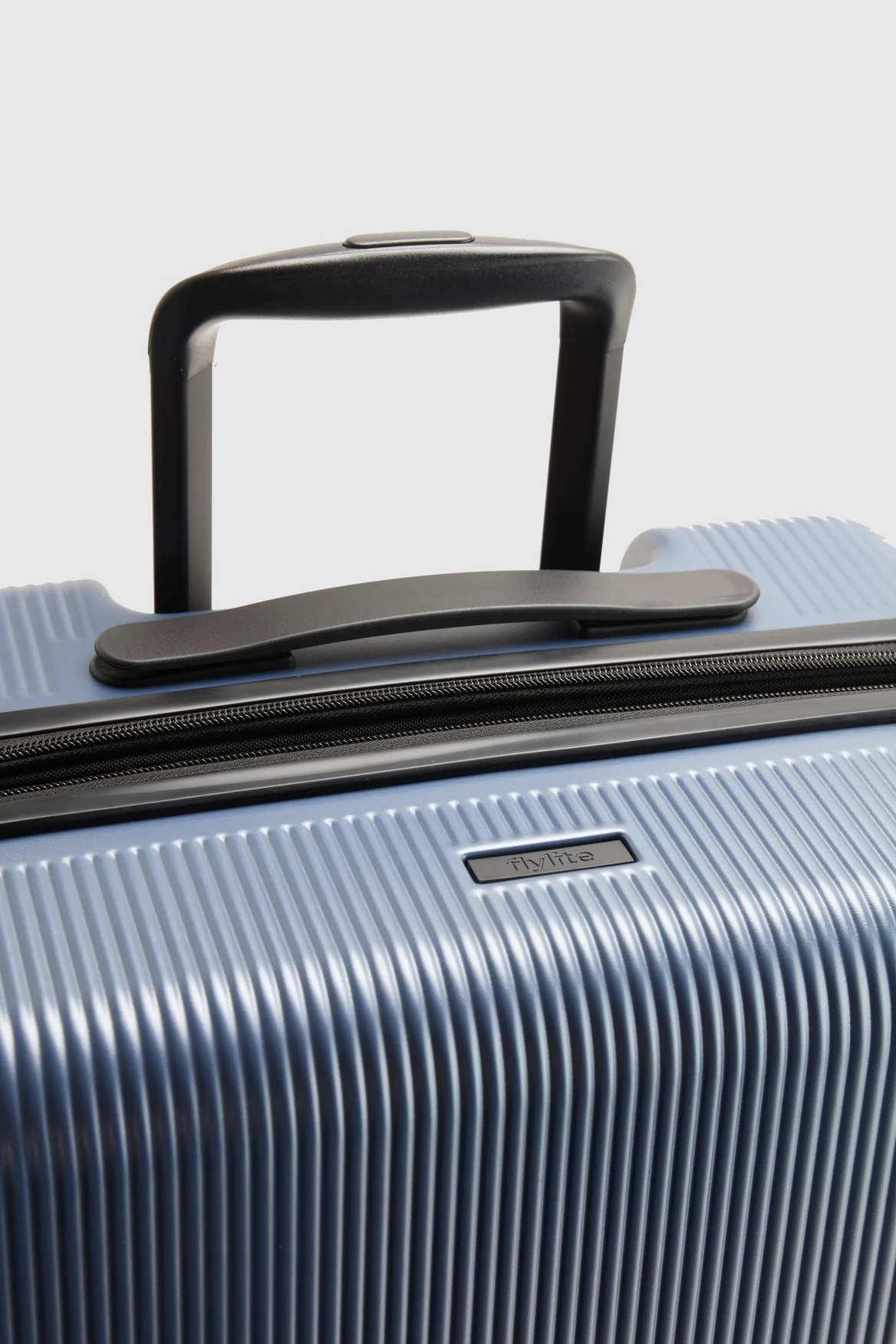 Blackwood Check-In 65cm Suitcase - Image 8