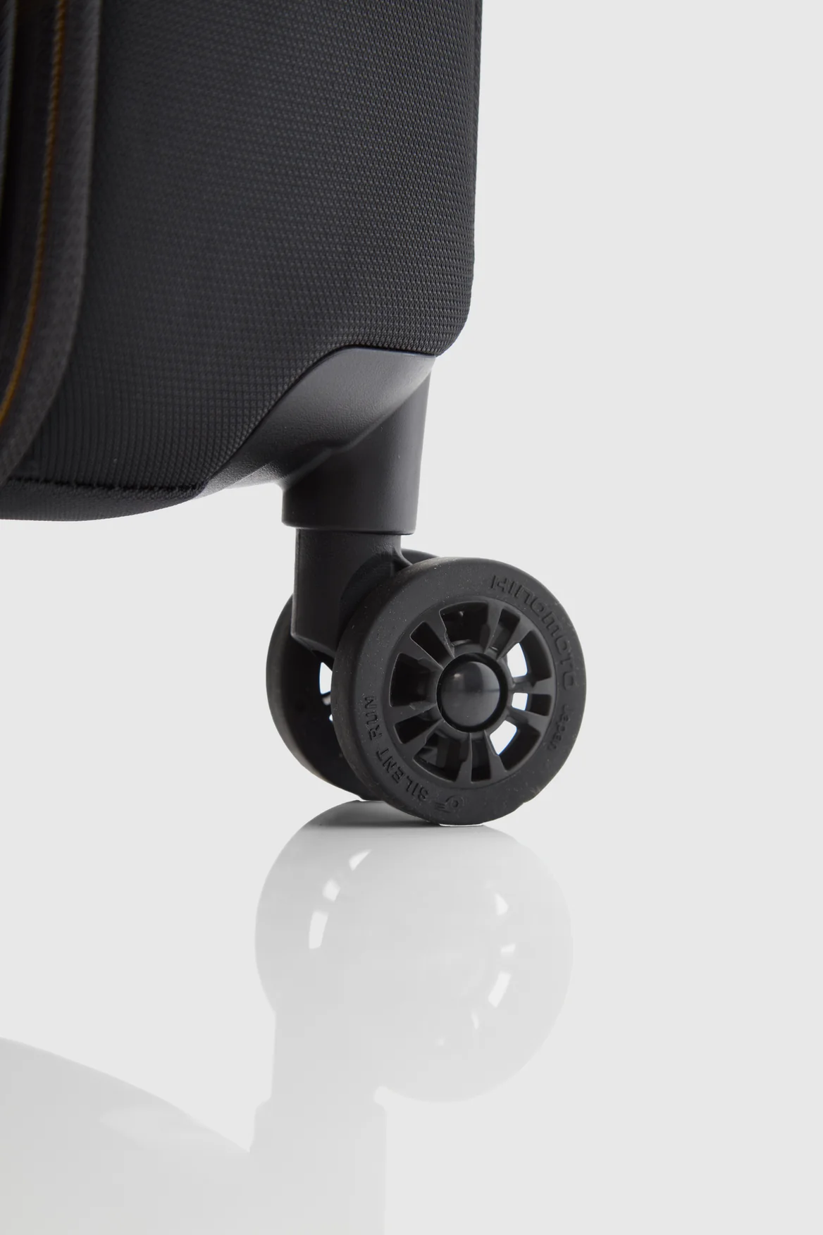 Dual Opening Carry-On 55cm Case - Image 9