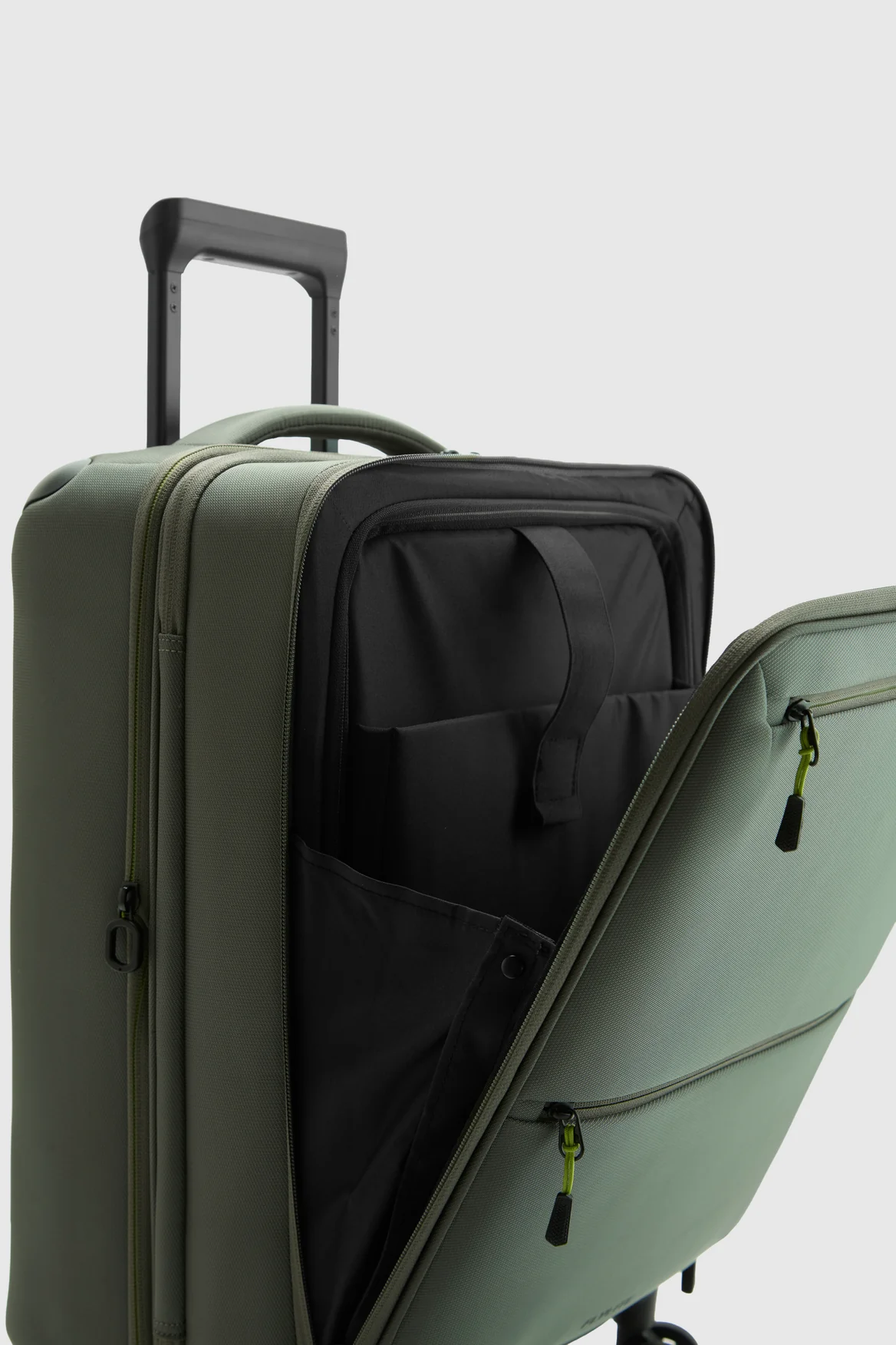 Dual Opening Carry-On 55cm Case - Image 7