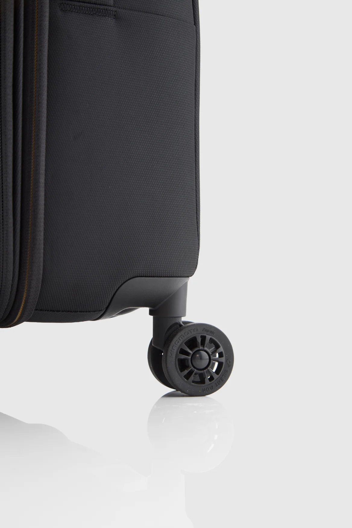 Dual Opening Check-In 78cm Case - Image 7
