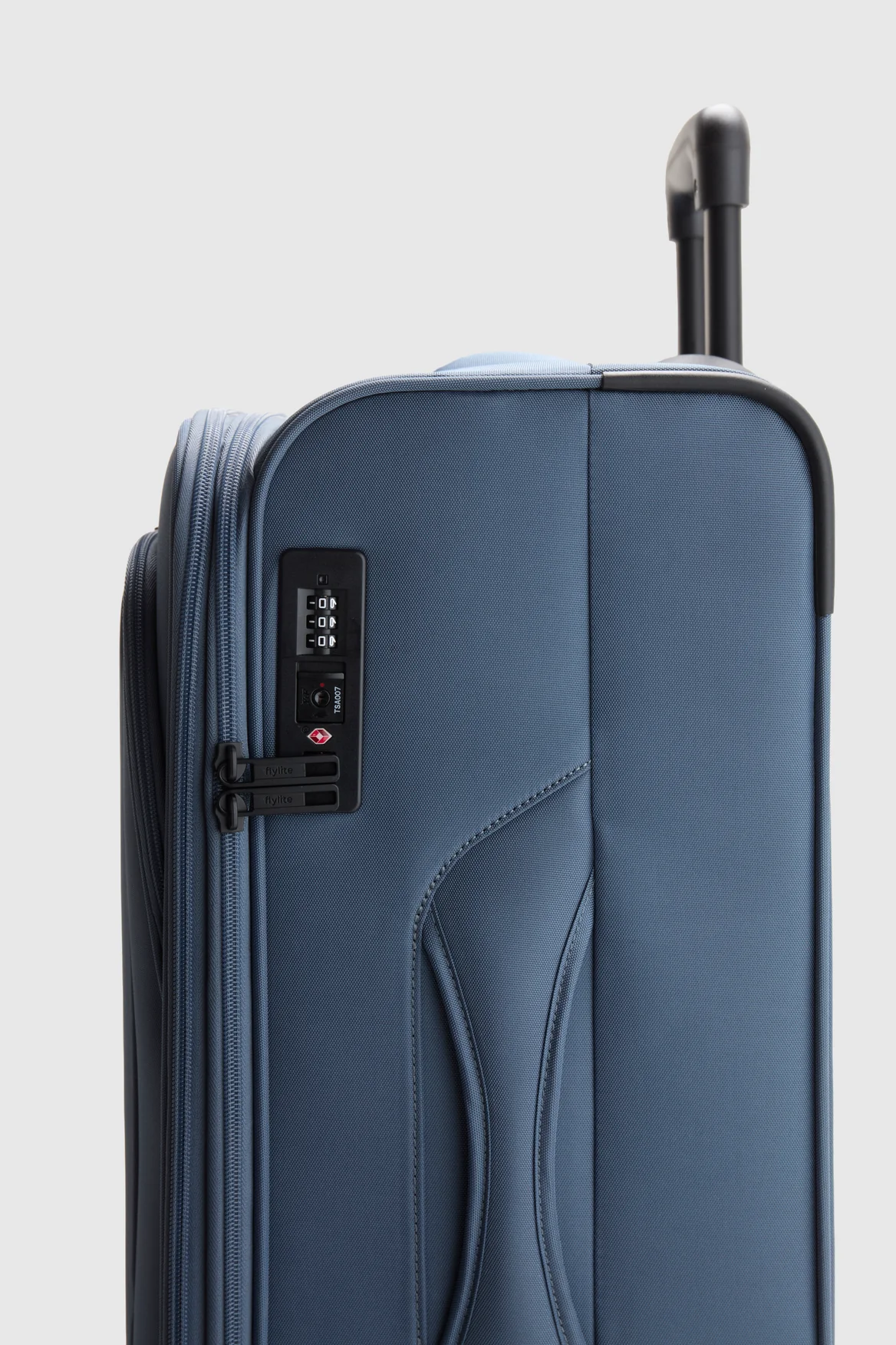 Hawthorn Check-In 69cm Suitcase - Image 7