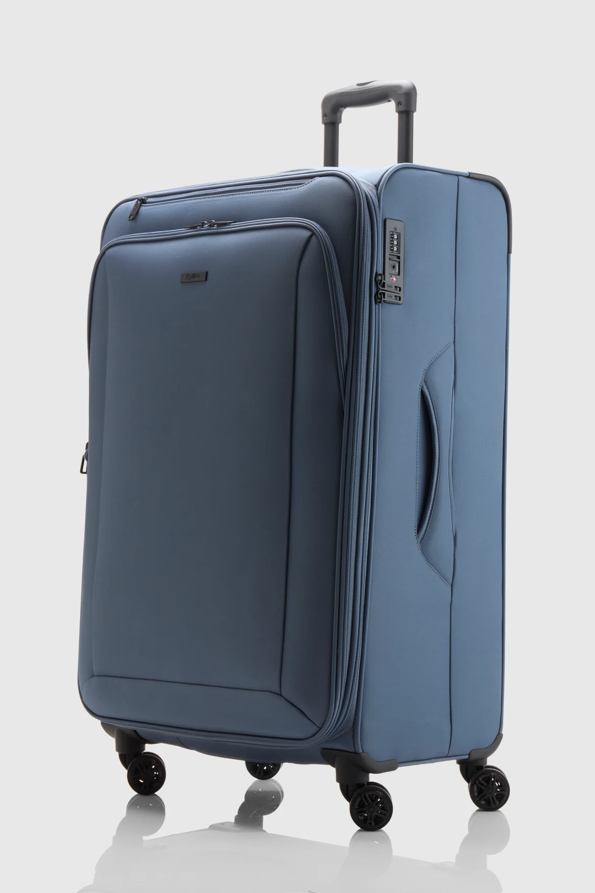 Hawthorn Check-In 81cm Suitcase