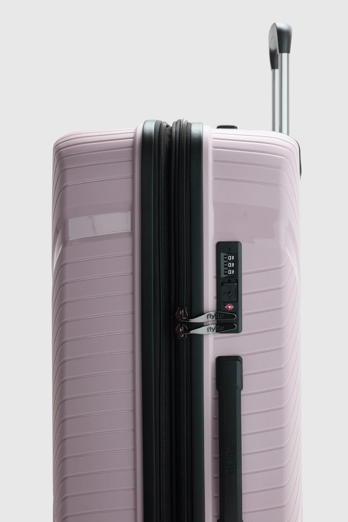 Palm Check-In 75cm Suitcase - Image 7