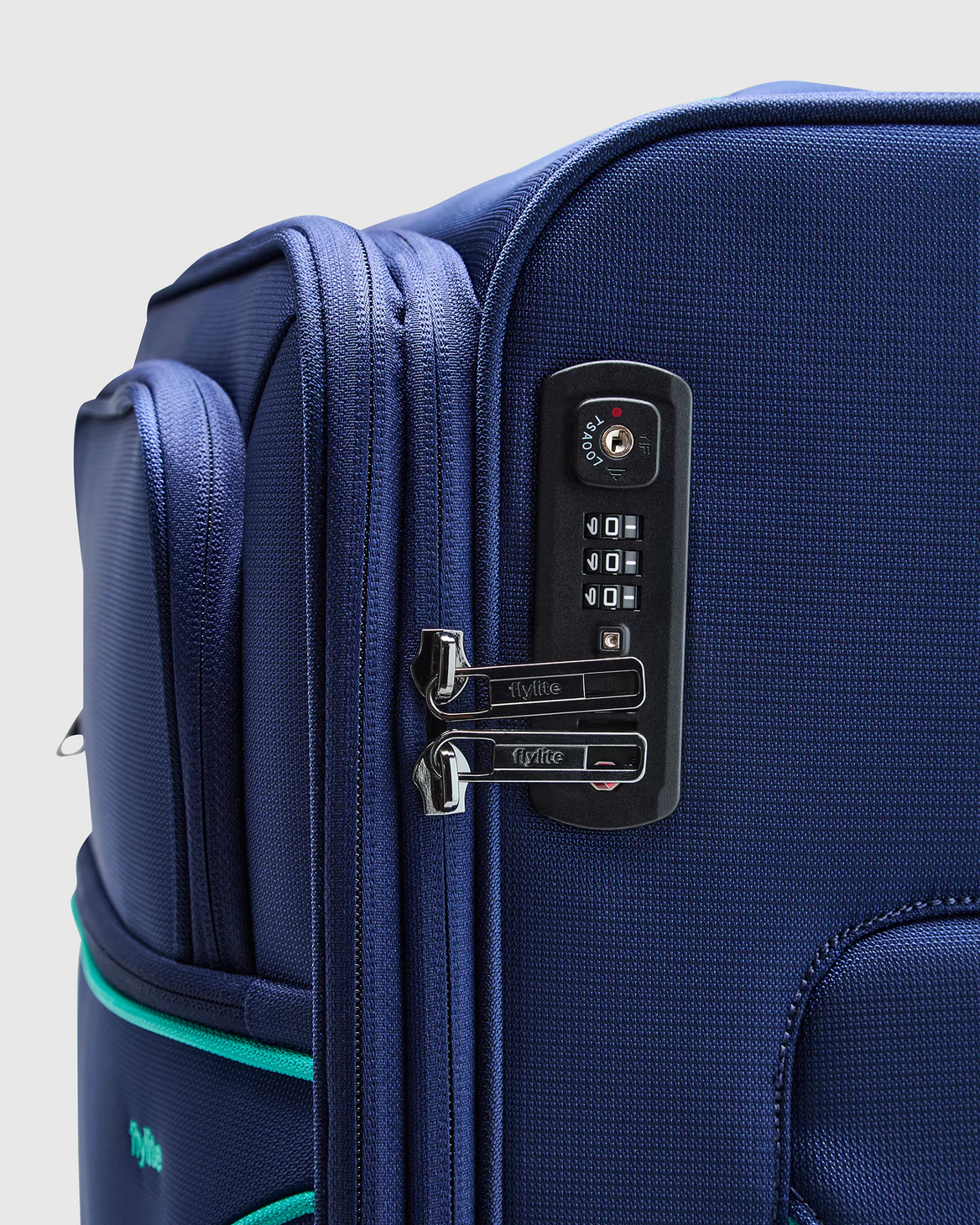 Spin Air 4 3pc Suitcase Set - Image 8