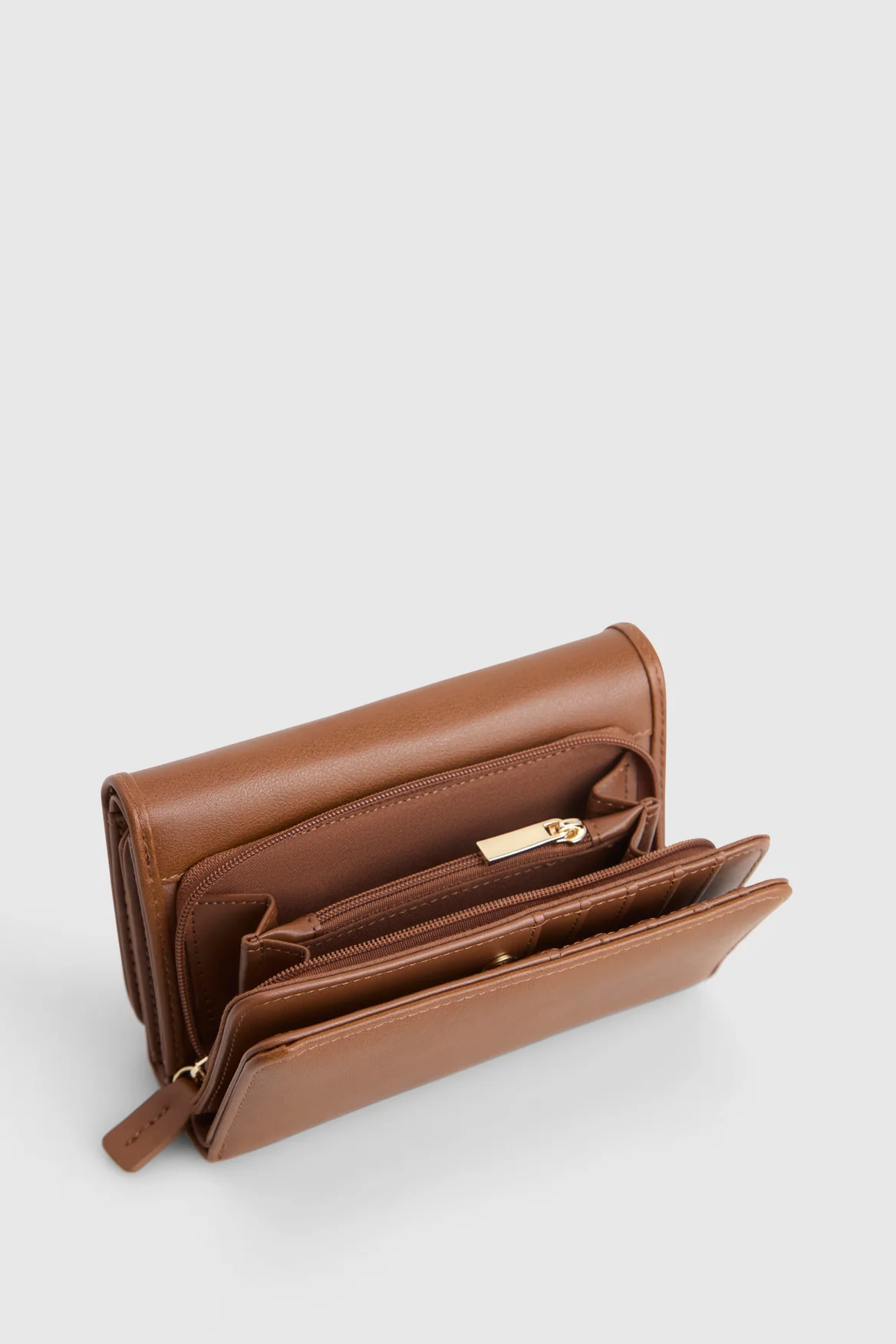 Embossed Trifold Wallet - Image 5