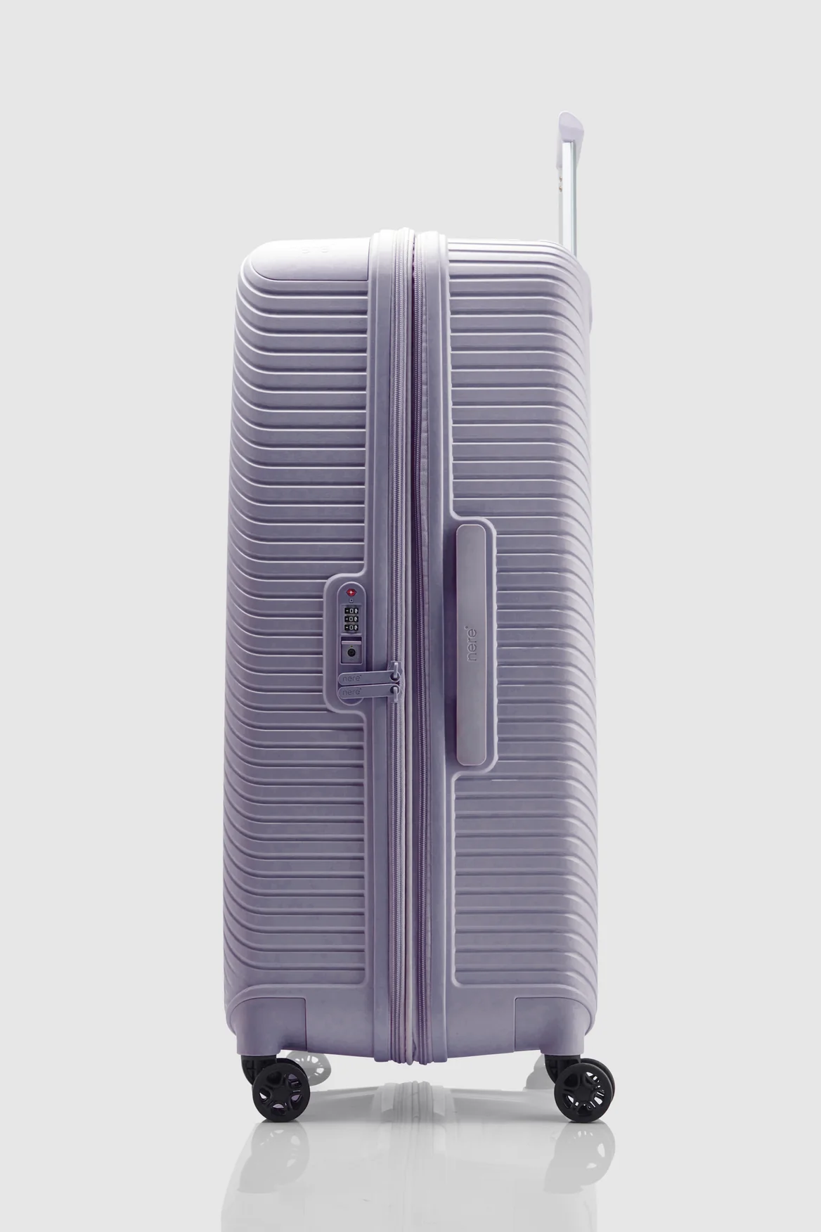 Bondi Check-In 80cm Suitcase - Image 2