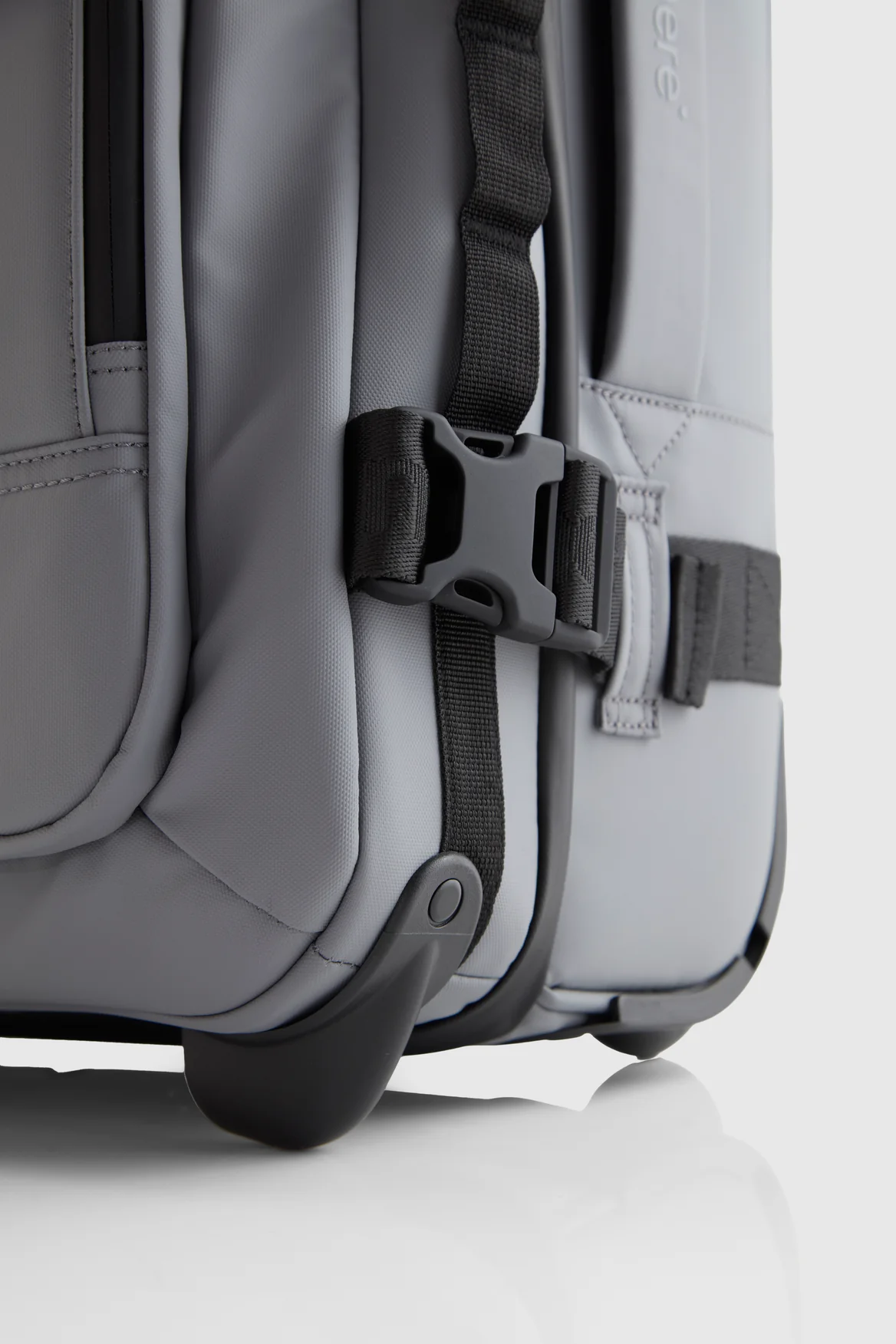 Nomad Carry-On 43L Dual Bag - Image 7