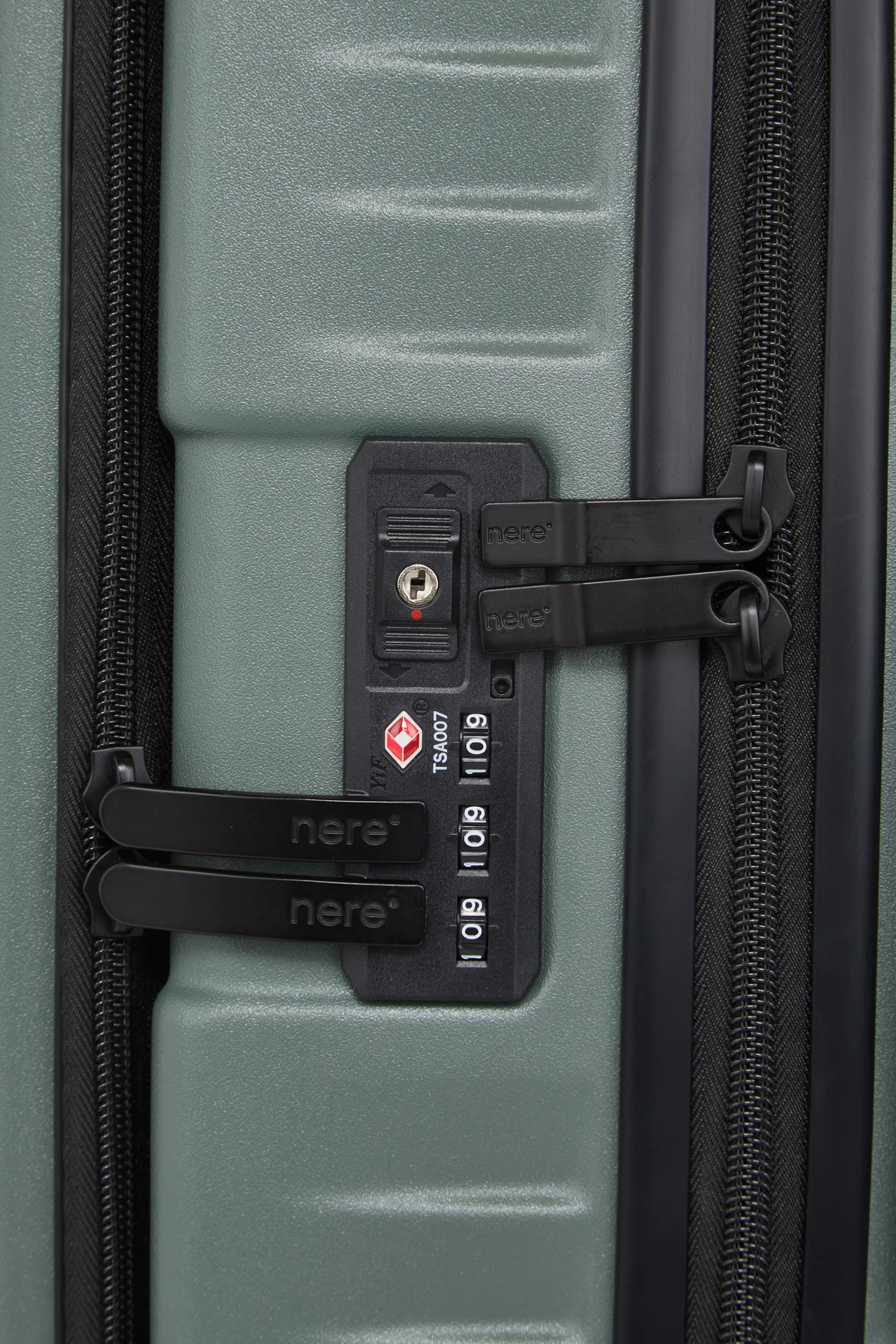 Venture Dual Open 3pc Suitcase Set - Image 8
