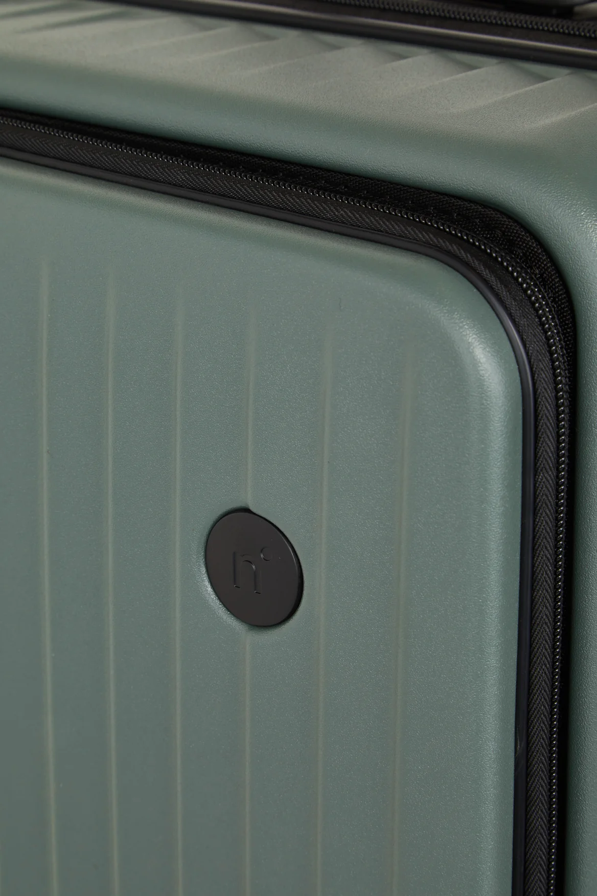 Venture Dual Open 3pc Suitcase Set - Image 9