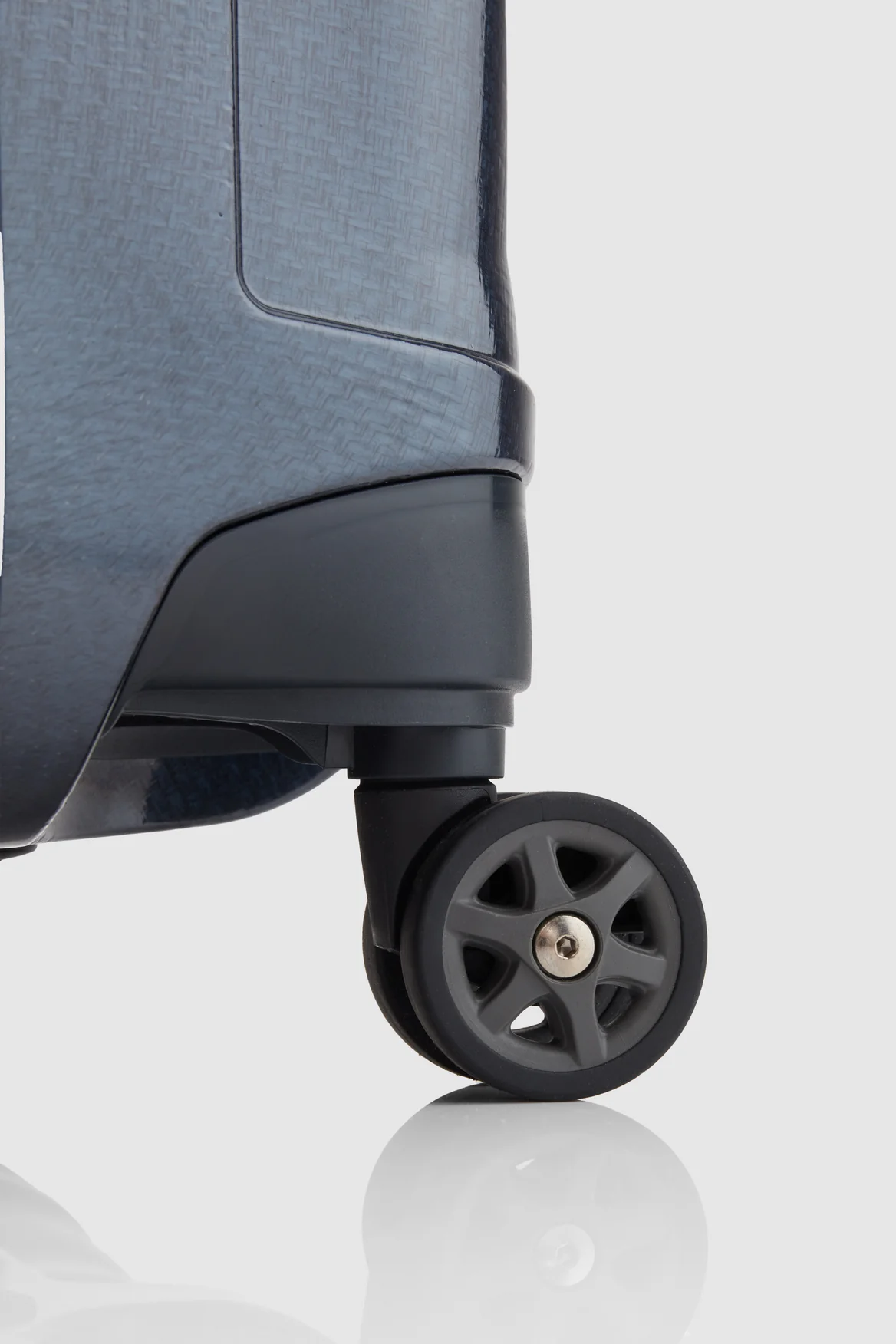 C-Lite Carry-On 55cm Suitcase - Image 6