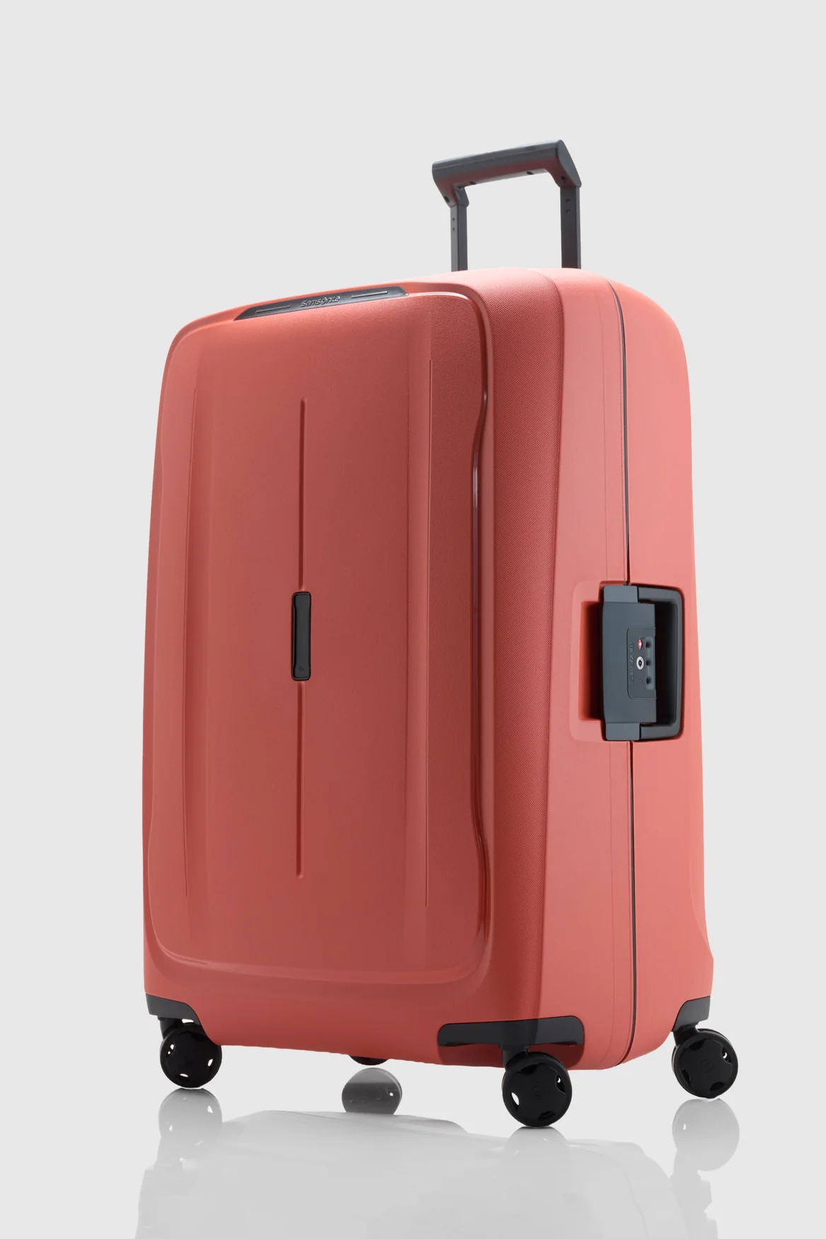 Essens Check-In 75cm Suitcase