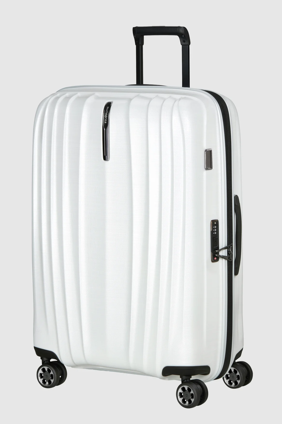 Nexis Check-In 76cm Suitcase
