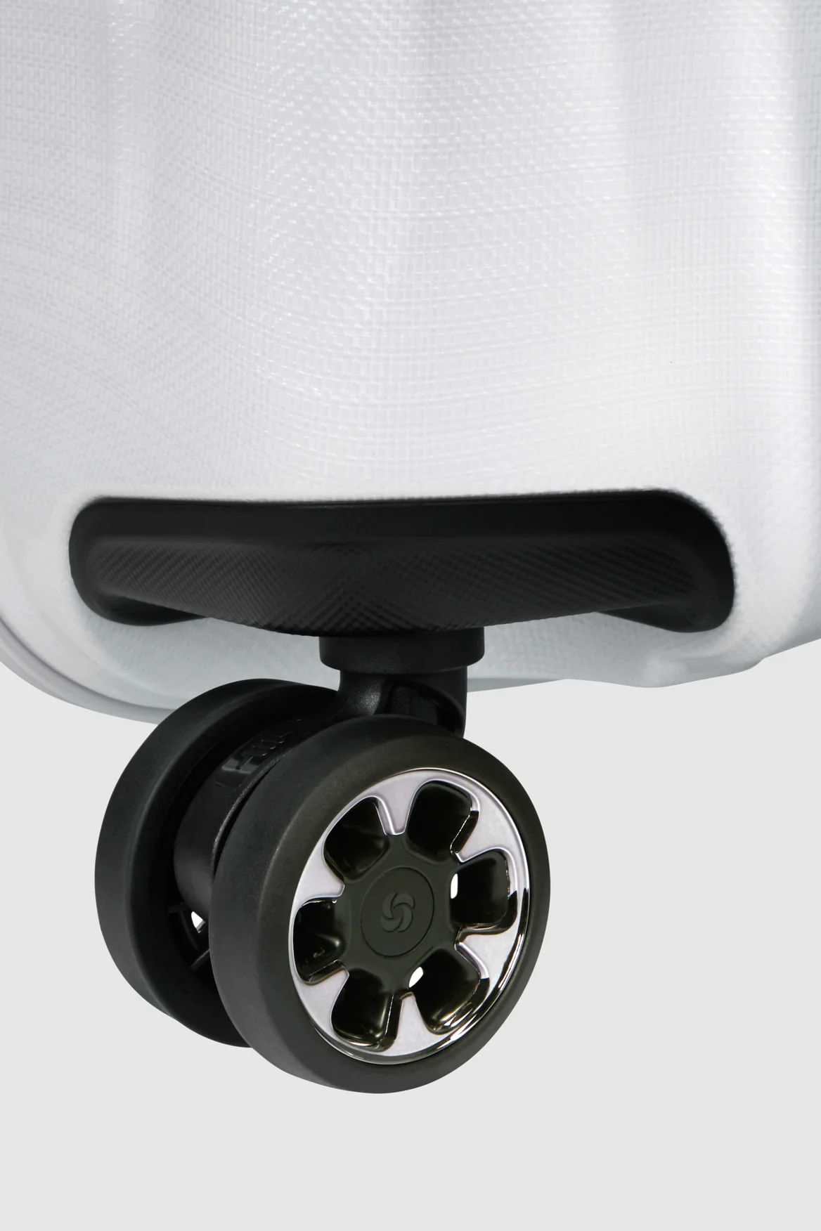 Nexis Check-In 76cm Suitcase - Image 6