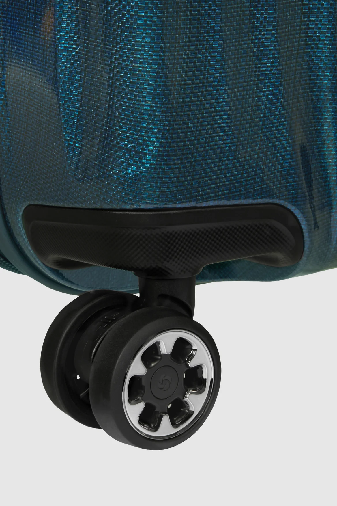 Nexis Check-In 82cm Suitcase - Image 8