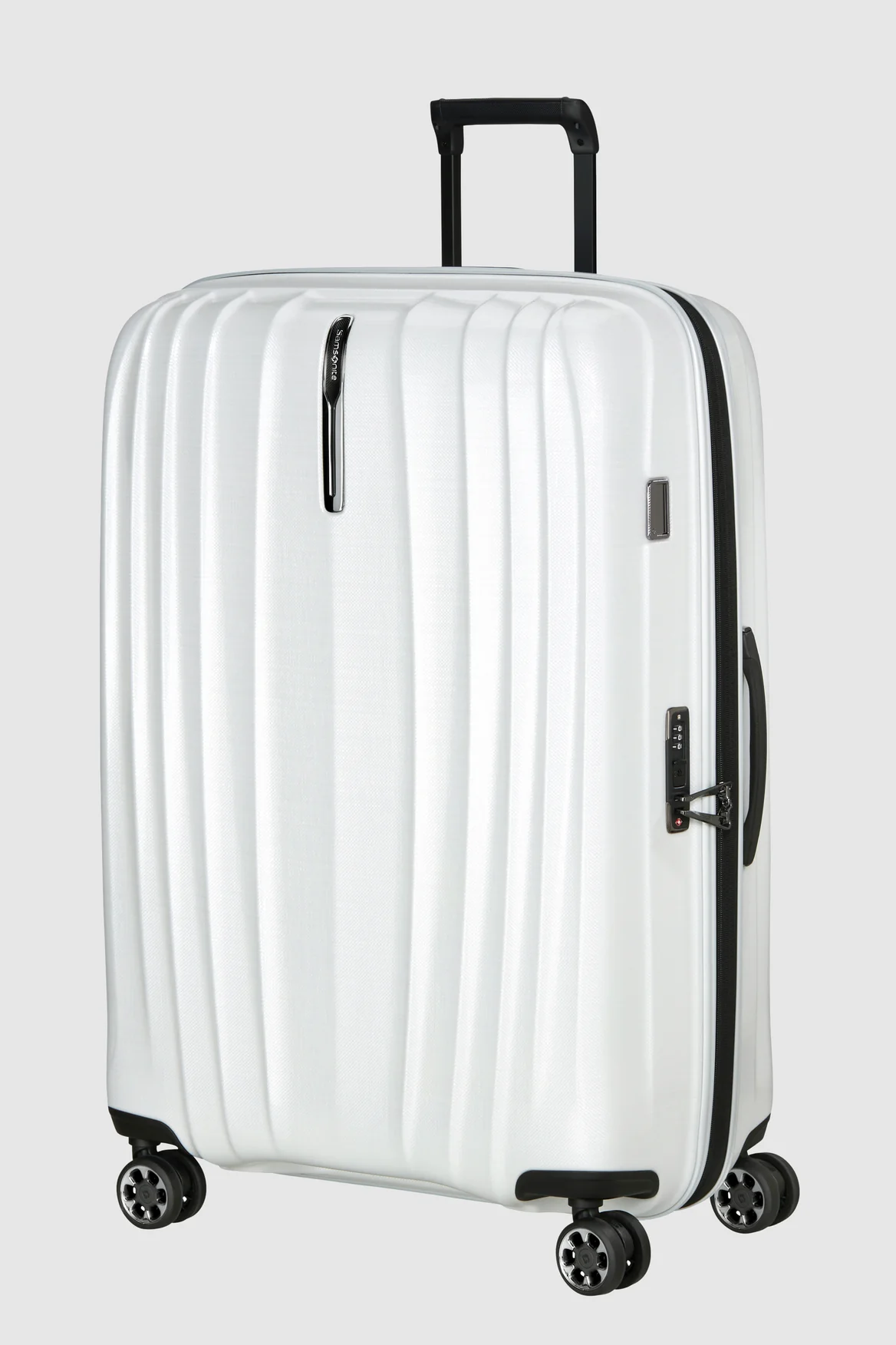 Nexis Check-In 82cm Suitcase